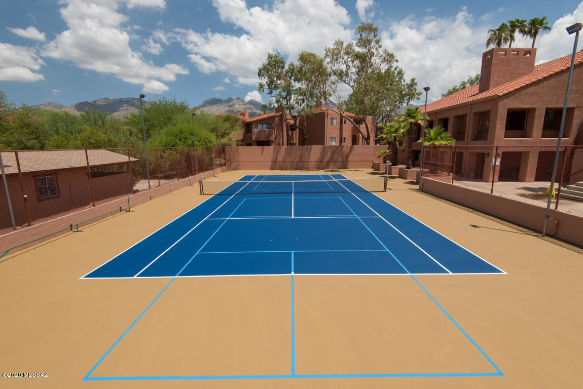 Ventana Vista Condominiums - Residential