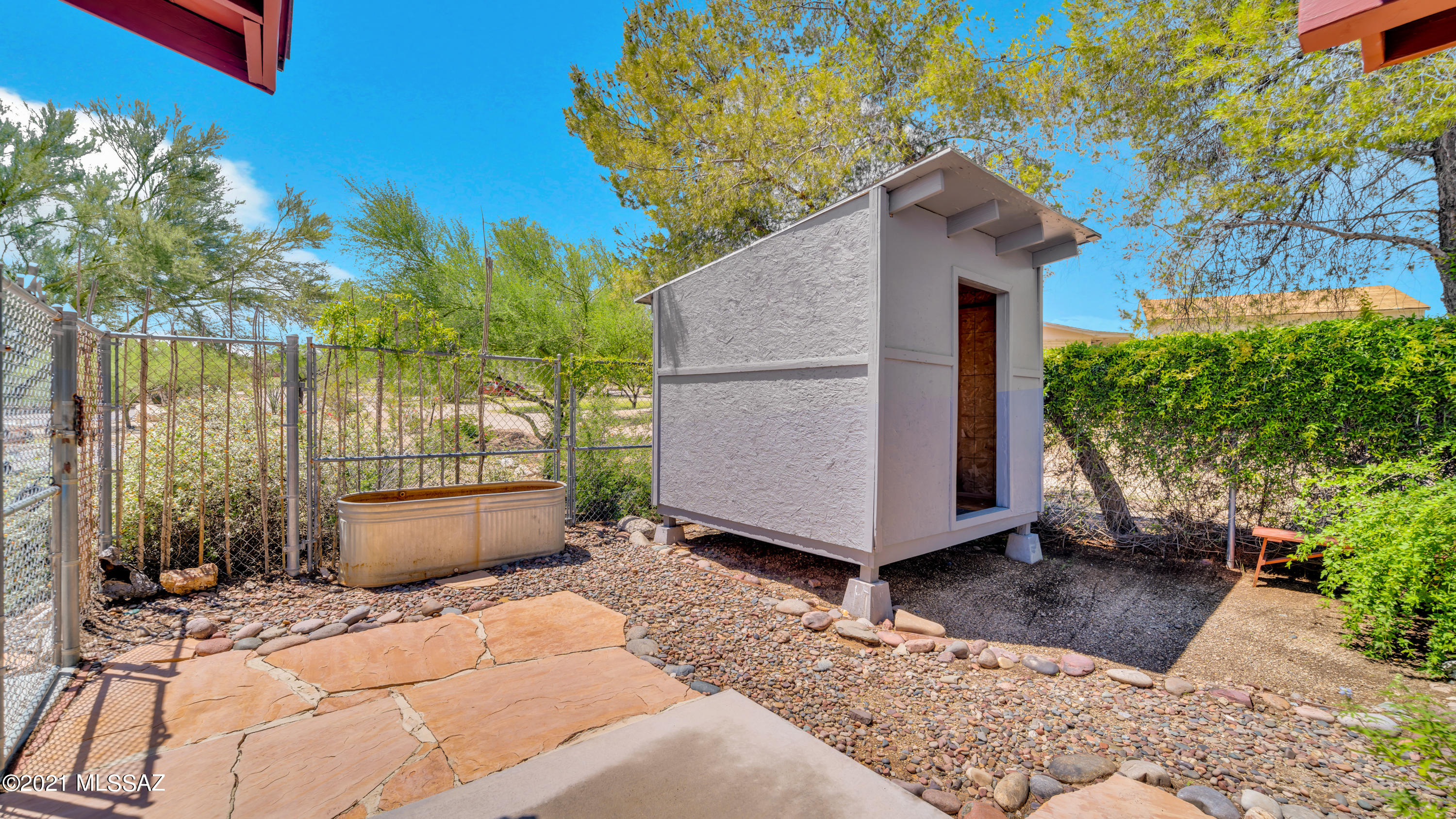 Rancho Del Este (1-128) - Residential