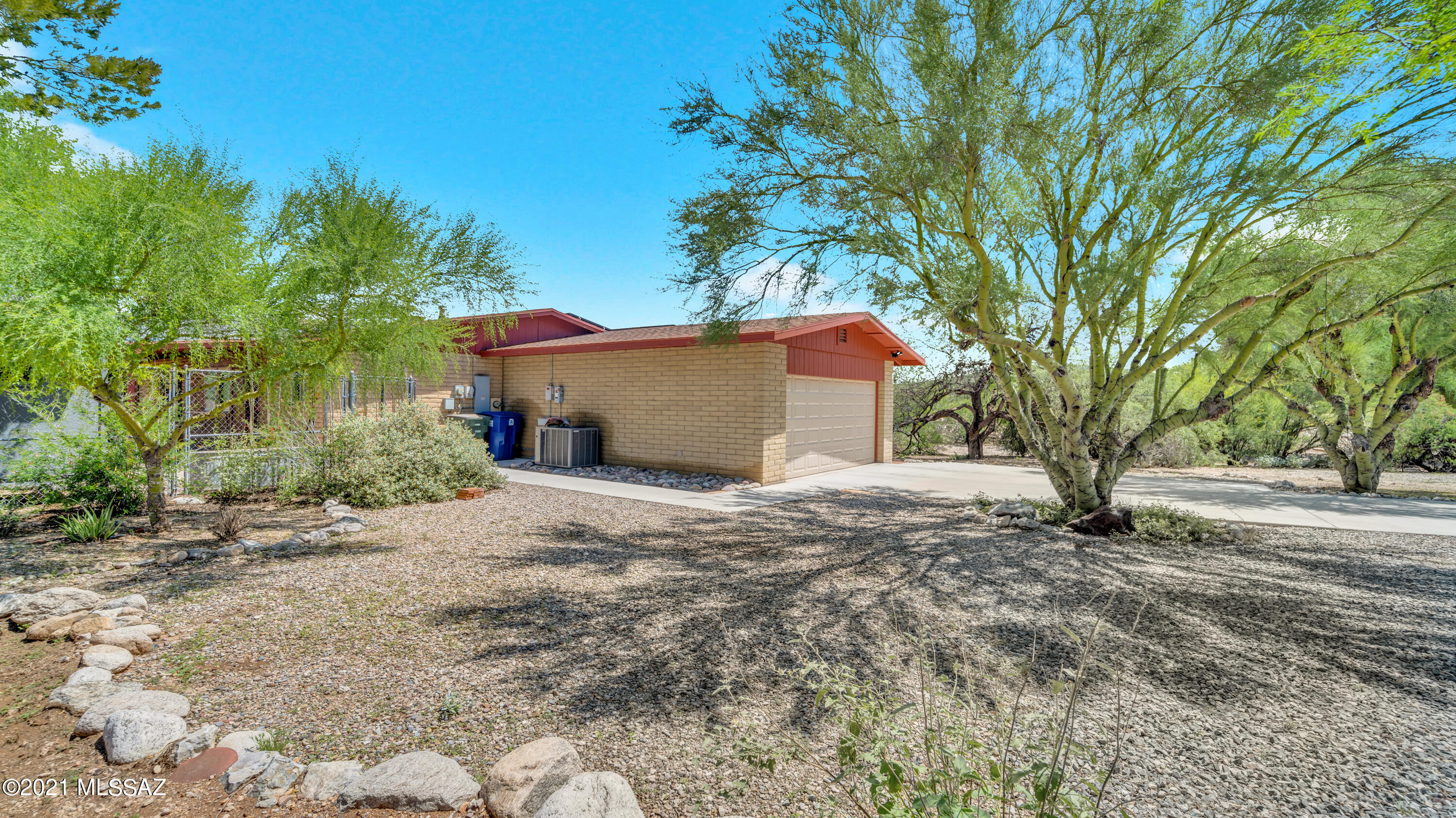 Rancho Del Este (1-128) - Residential