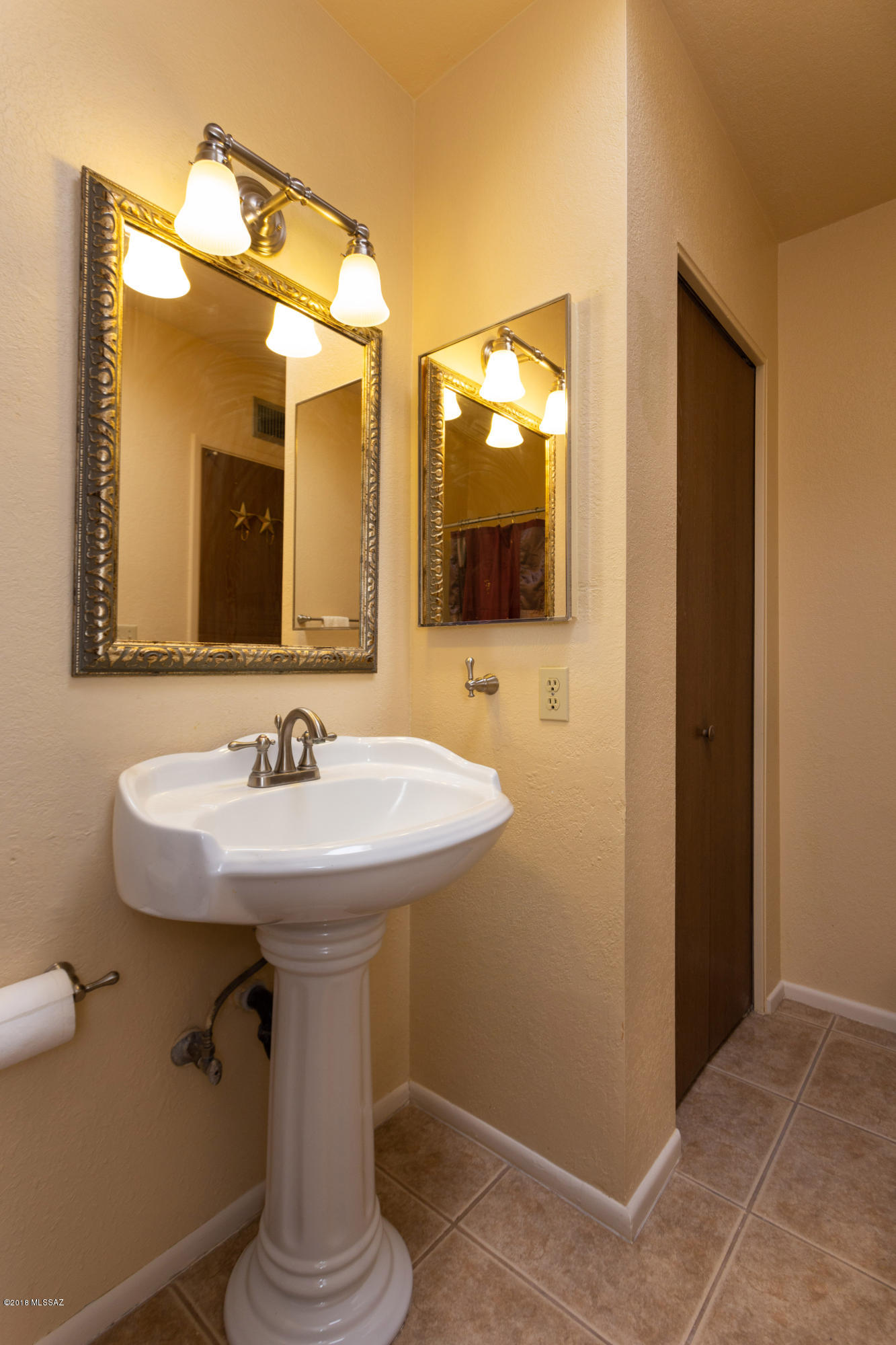 Pantano Townhomes II (1-92) - Residential