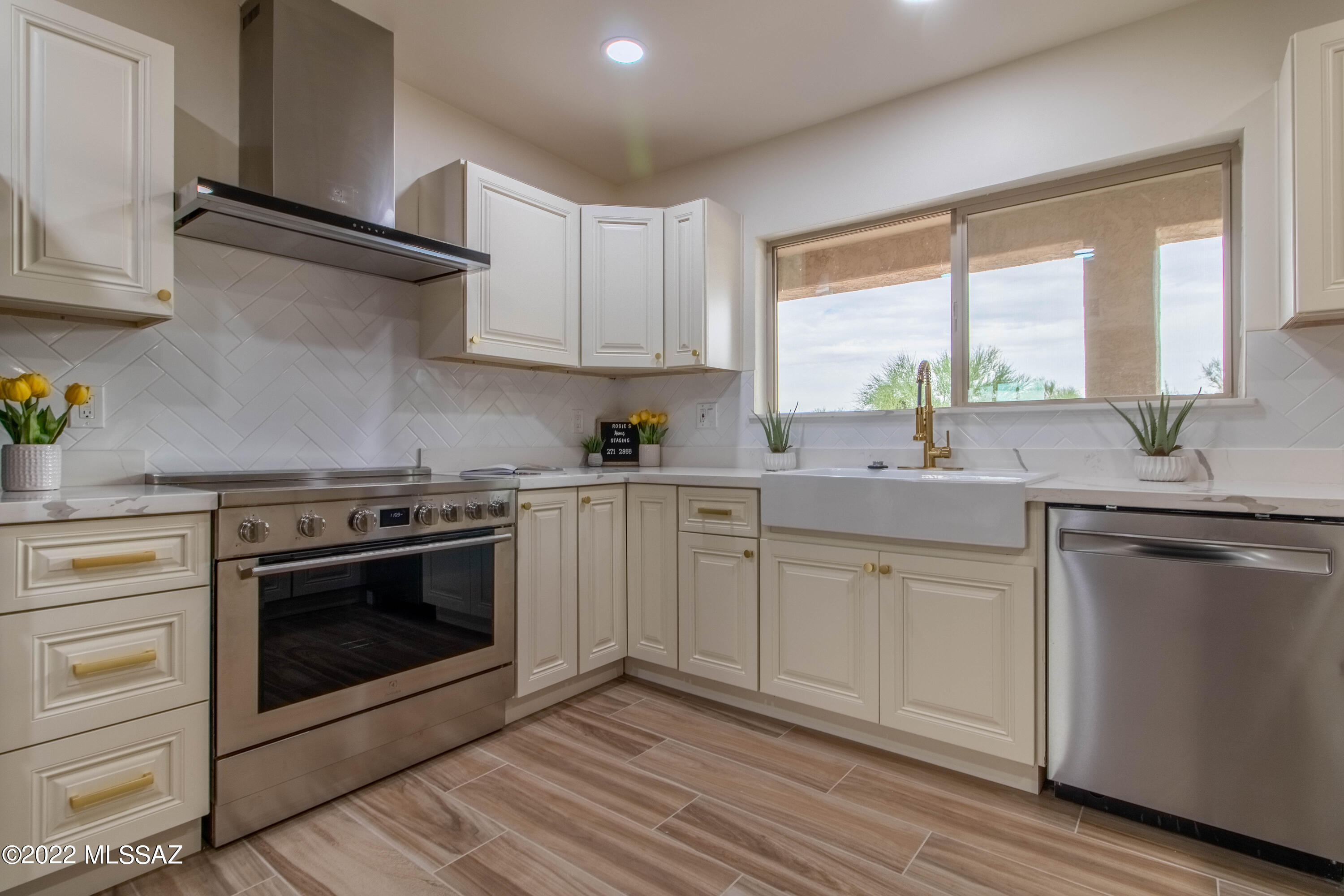 Catalina Foothills Estates NO. 7 (250-314) - Residential