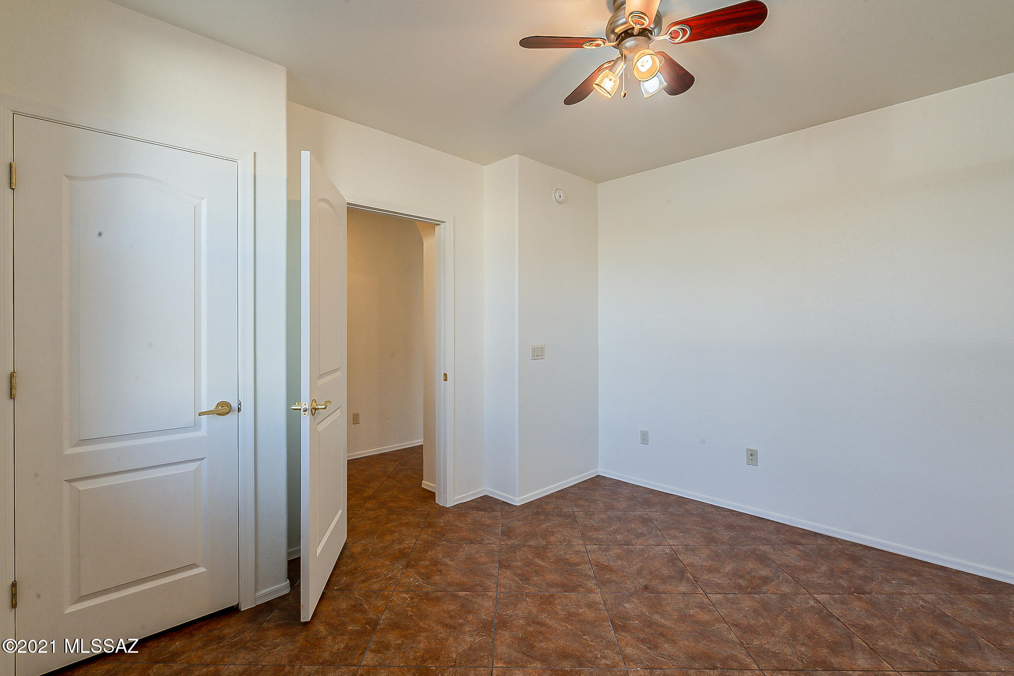 Paseo Estrella (1-104) - Residential