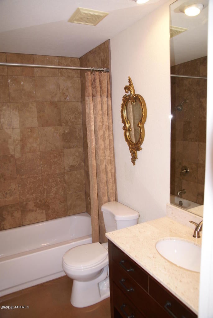 Catalina Del Rey (1-179) - Residential Lease