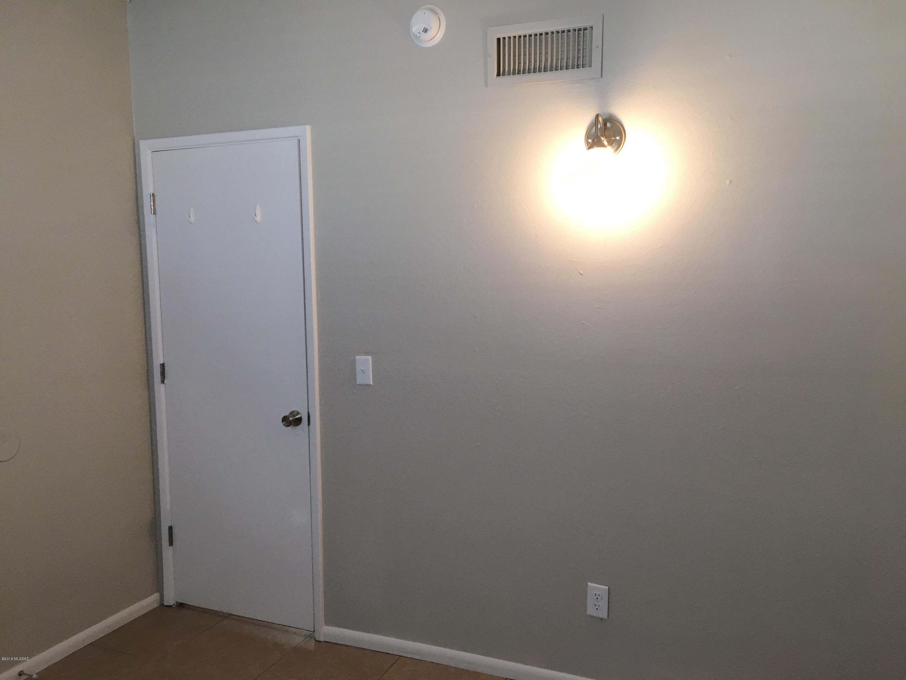Melody Lane Estates NO. 5 (1-40) - Residential Lease