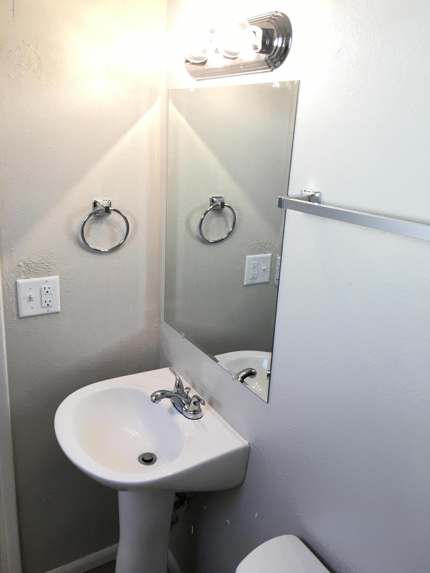Melody Lane Estates NO. 5 (1-40) - Residential Lease