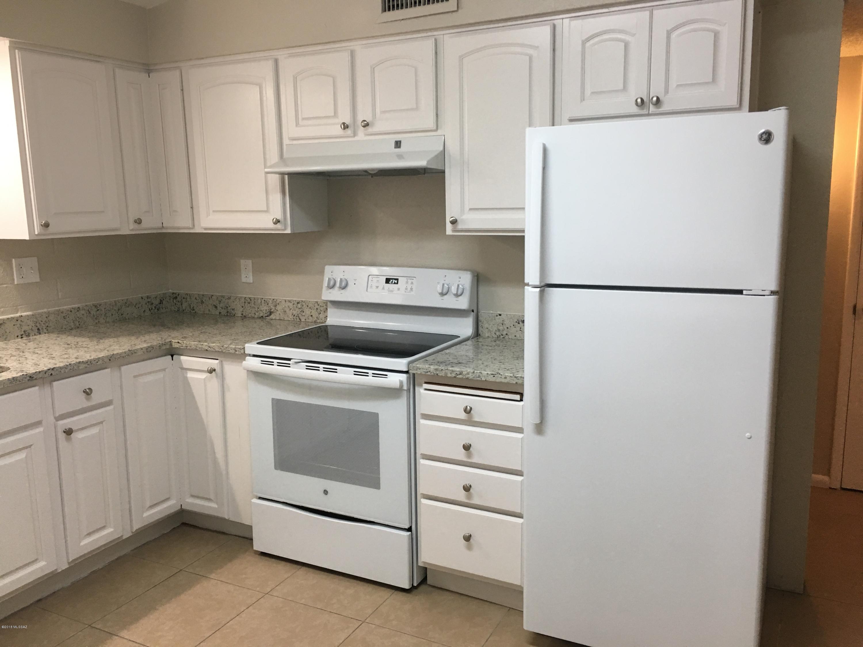 Melody Lane Estates NO. 5 (1-40) - Residential Lease