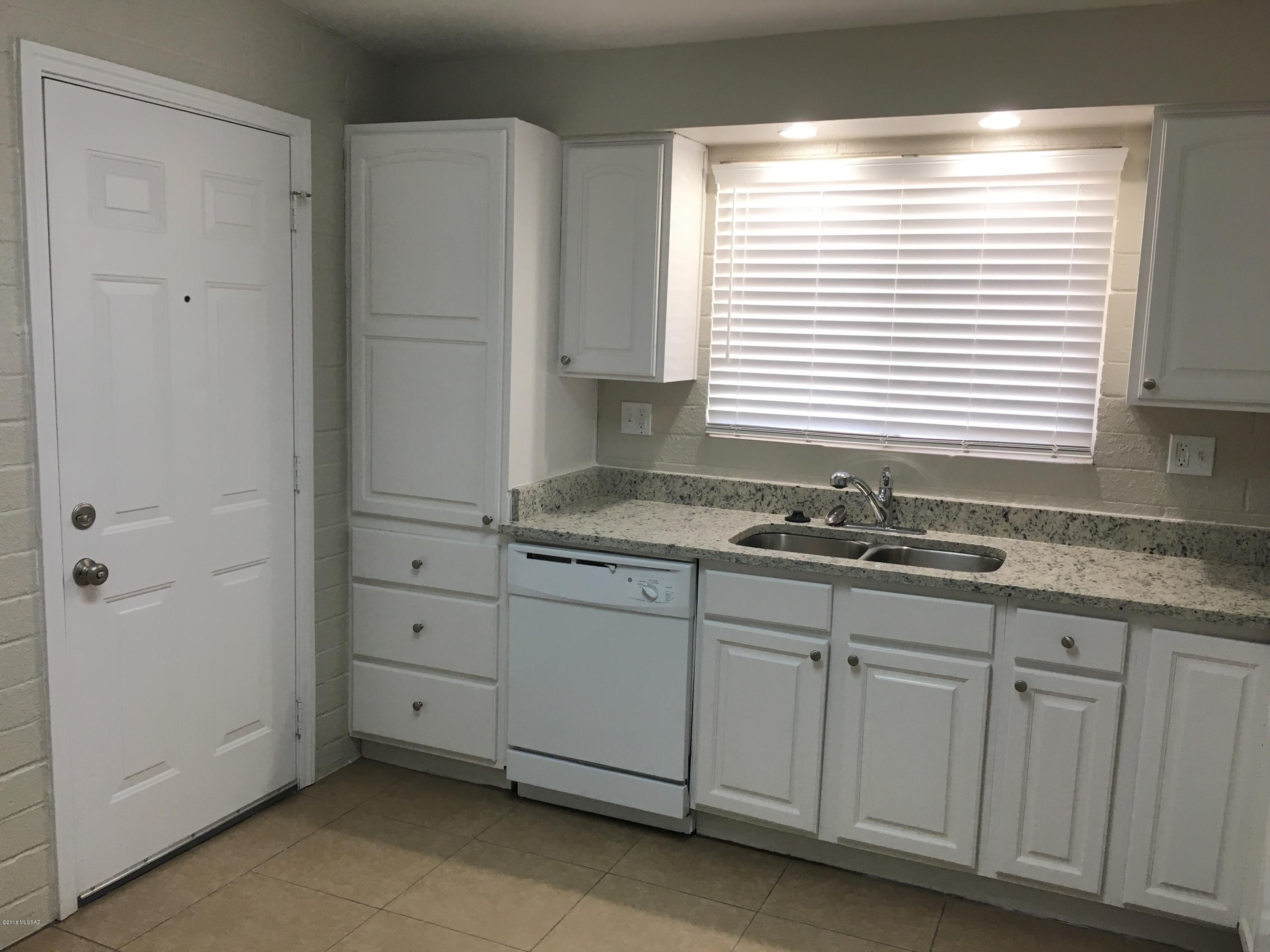 Melody Lane Estates NO. 5 (1-40) - Residential Lease