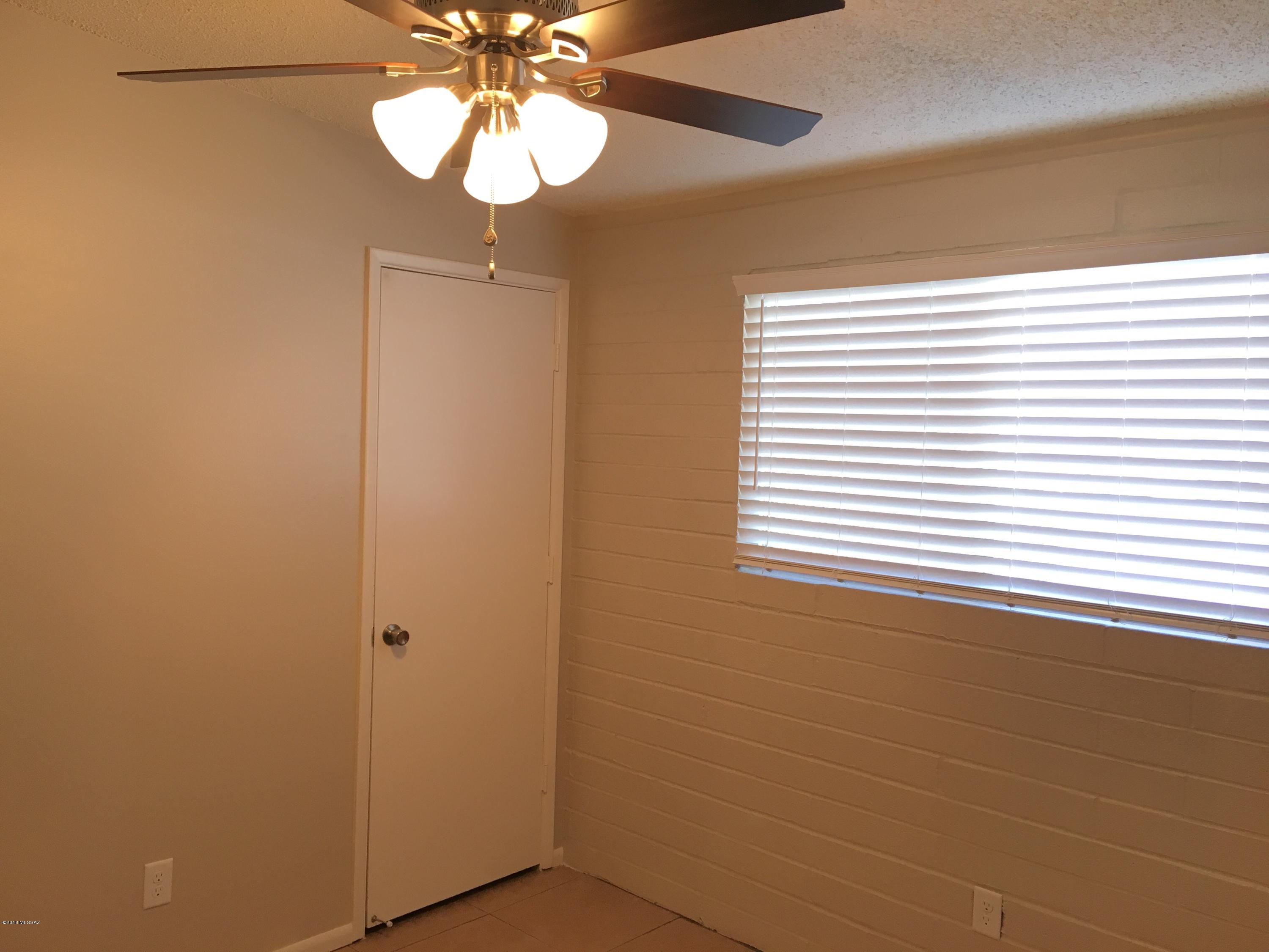 Melody Lane Estates NO. 5 (1-40) - Residential Lease