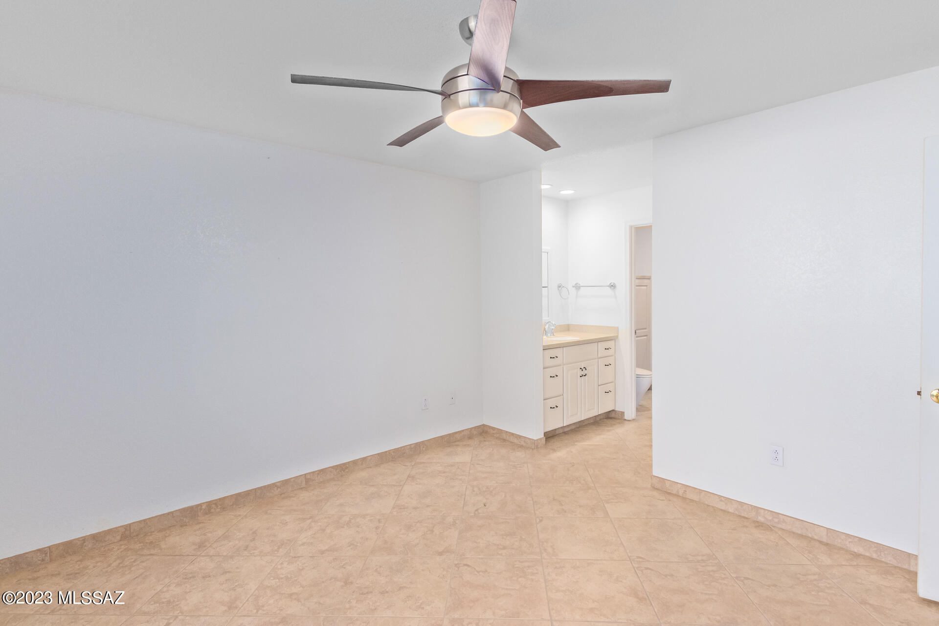 Villas at Sabino Canyon Condominiums - Residential