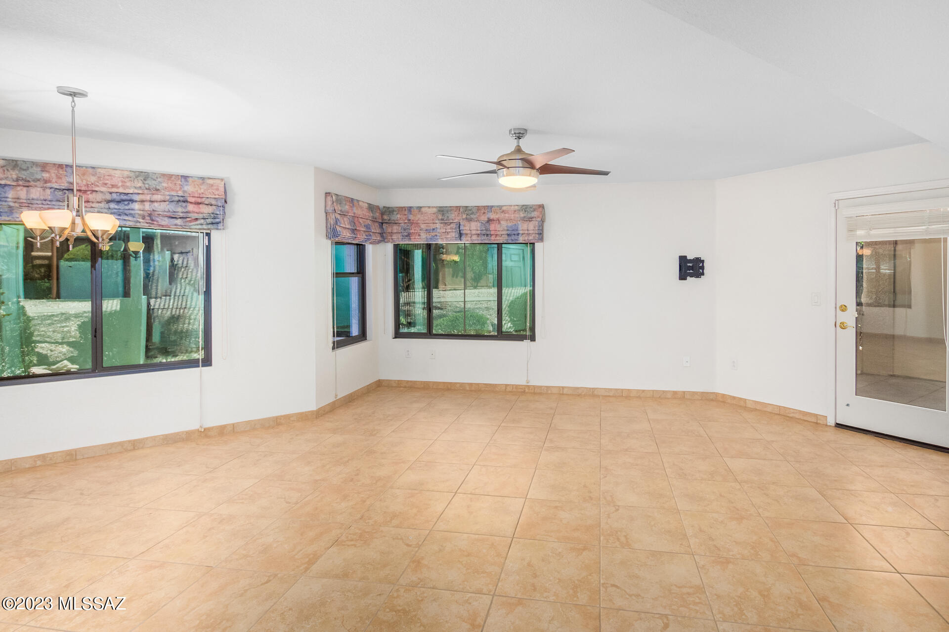 Villas at Sabino Canyon Condominiums - Residential