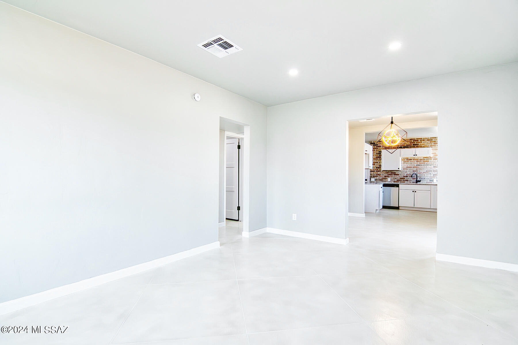 Del Monte Village - Residential