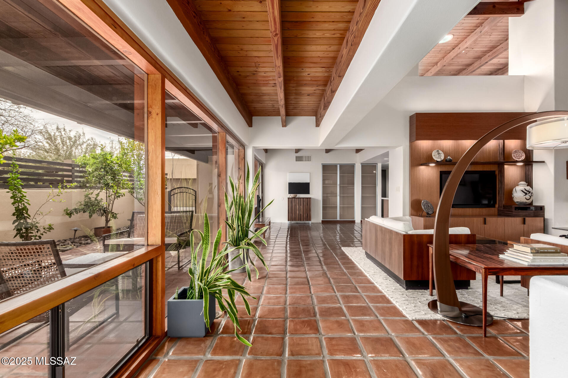 Paseo Los Altos (1-8) - Residential