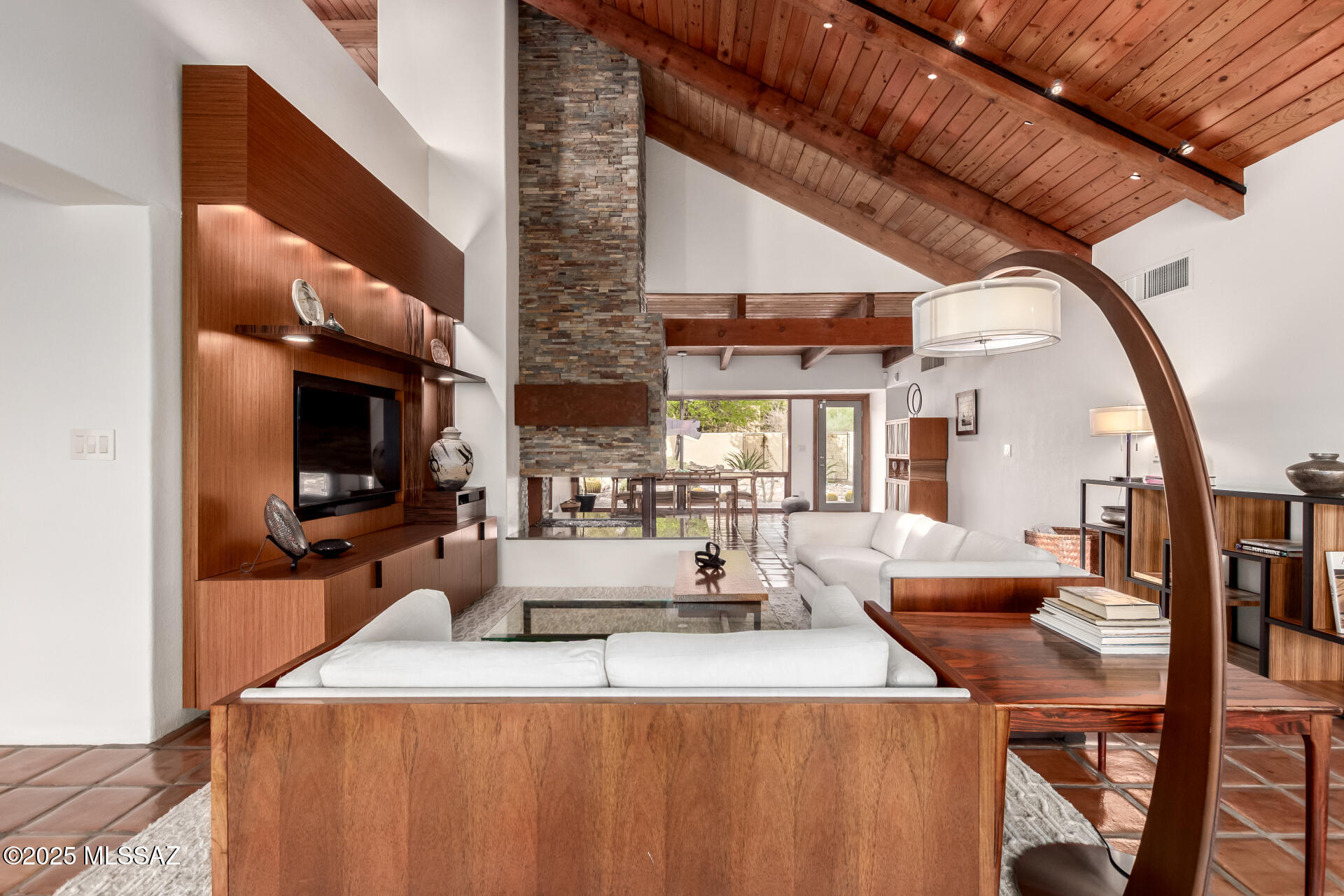 Paseo Los Altos (1-8) - Residential