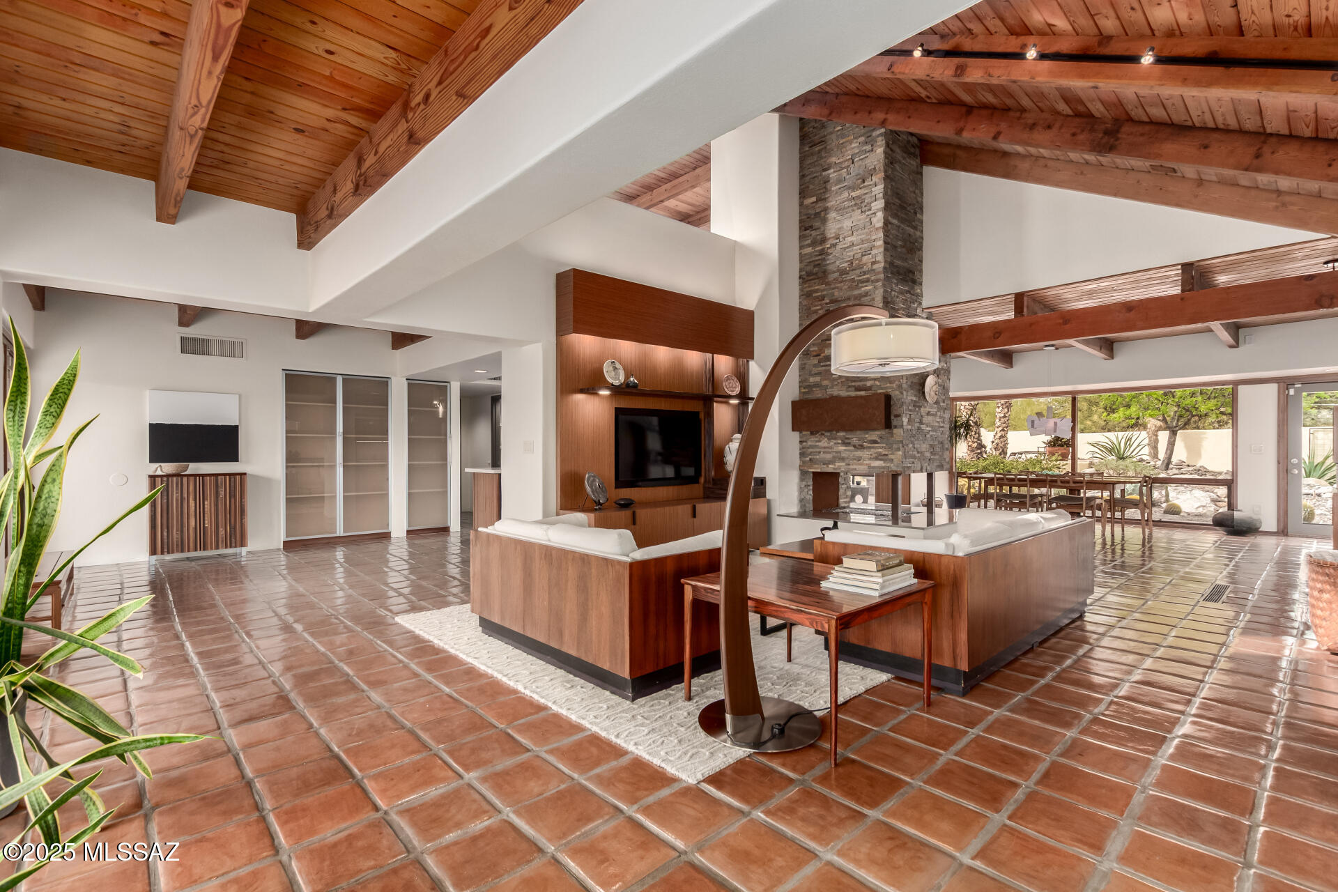 Paseo Los Altos (1-8) - Residential
