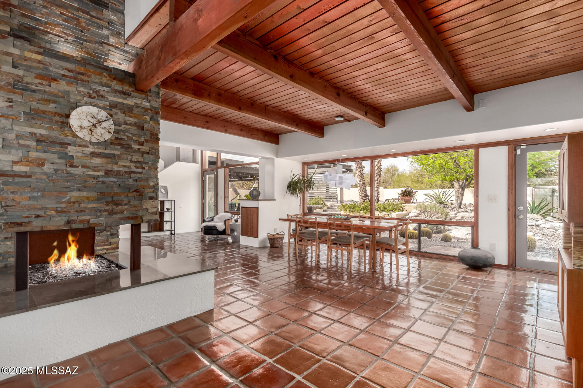 Paseo Los Altos (1-8) - Residential
