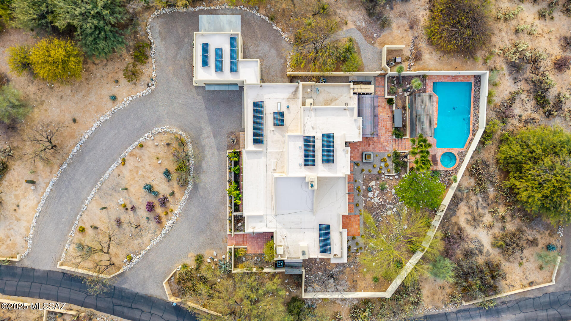 Paseo Los Altos (1-8) - Residential