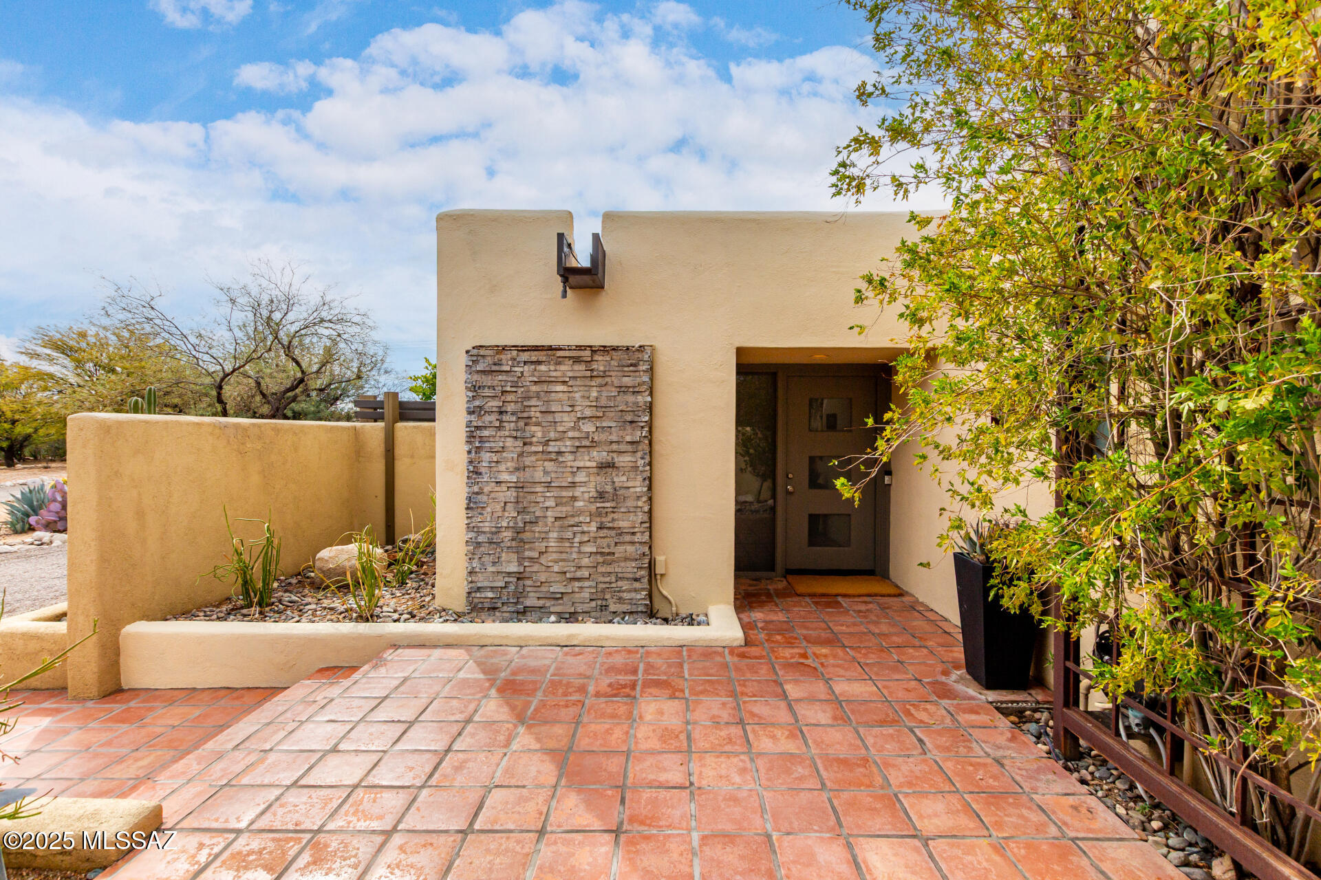 Paseo Los Altos (1-8) - Residential