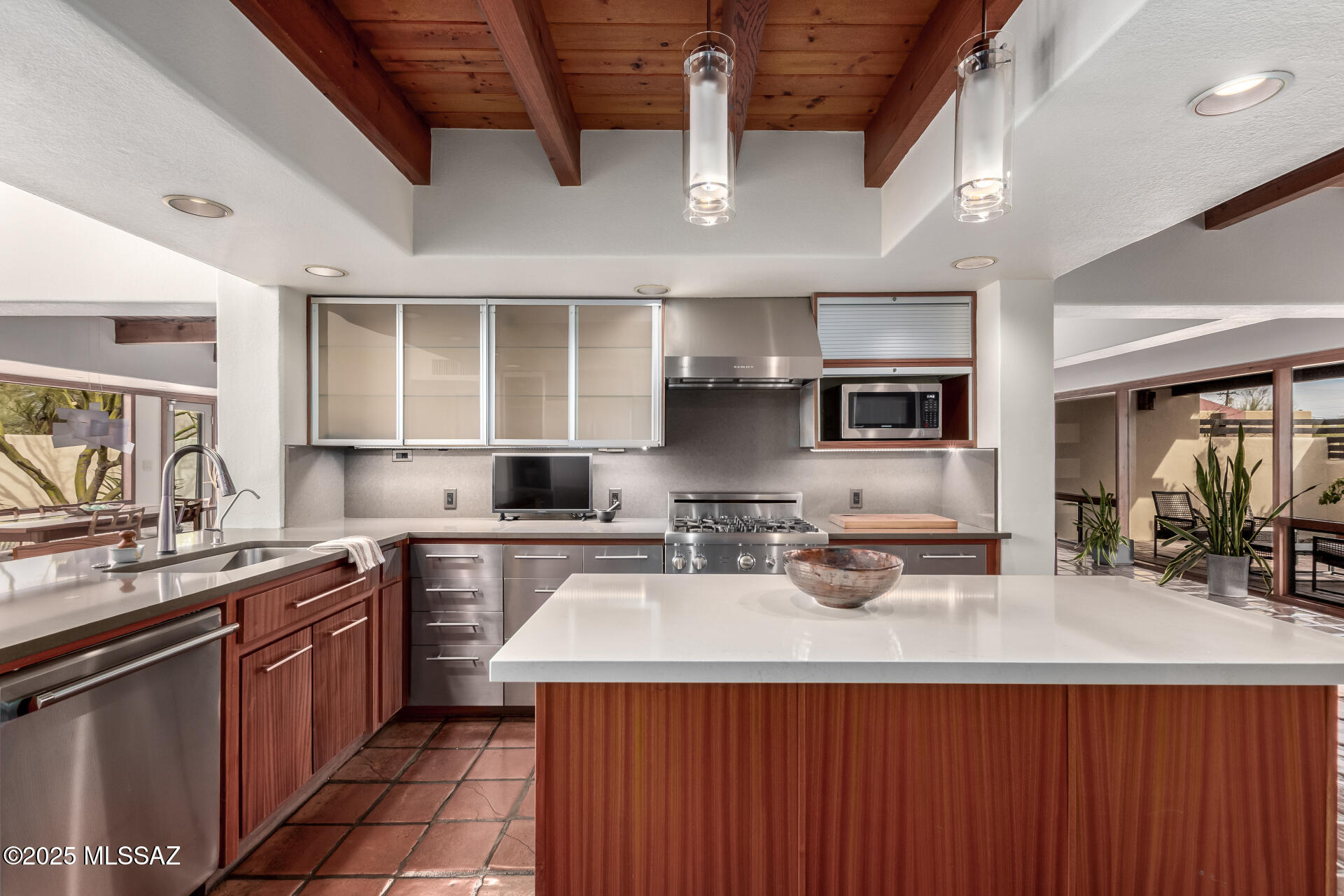 Paseo Los Altos (1-8) - Residential