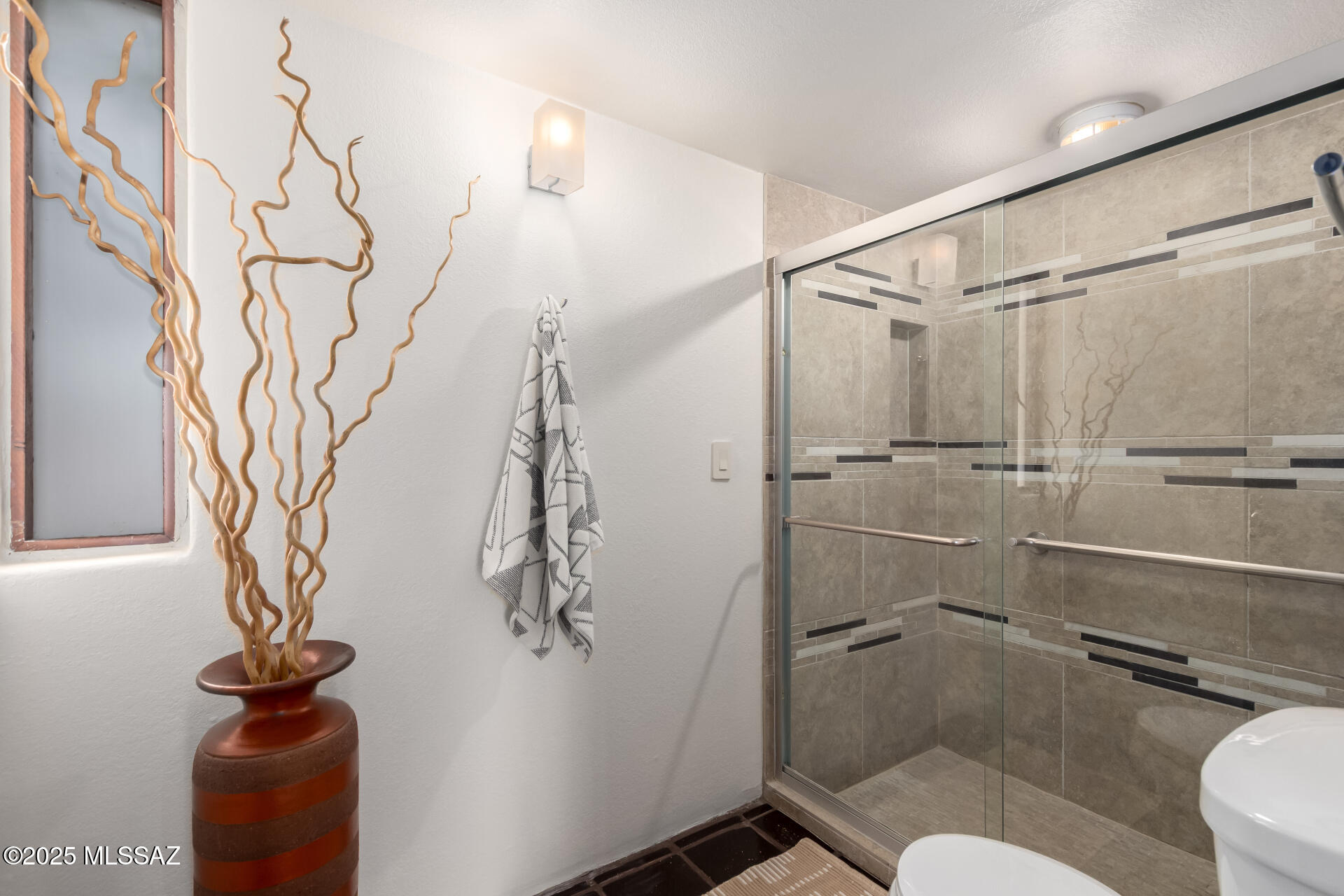 Paseo Los Altos (1-8) - Residential