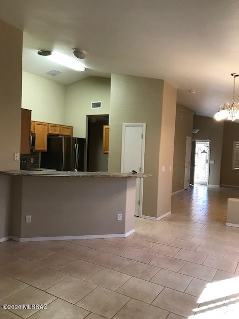 Rancho Vistoso Neighborhood 2 Ph2 (163-180, 221-244, 262-318) - Residential Lease