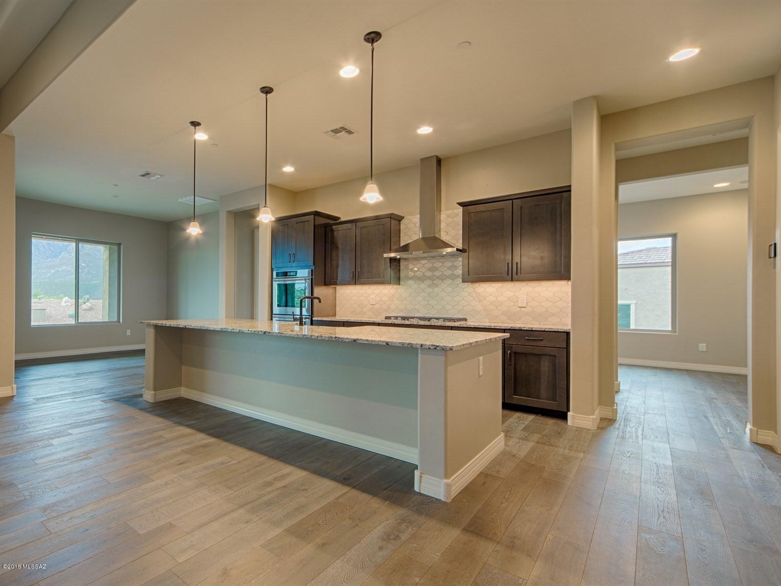 Sanctuary At Silverhawke - Residential