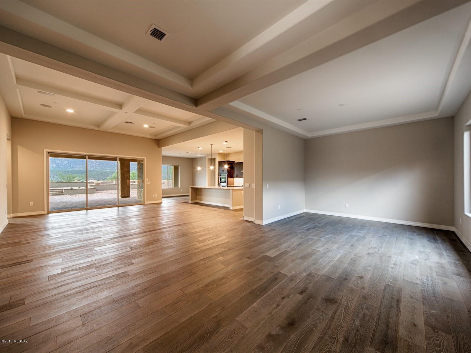 Sanctuary At Silverhawke - Residential