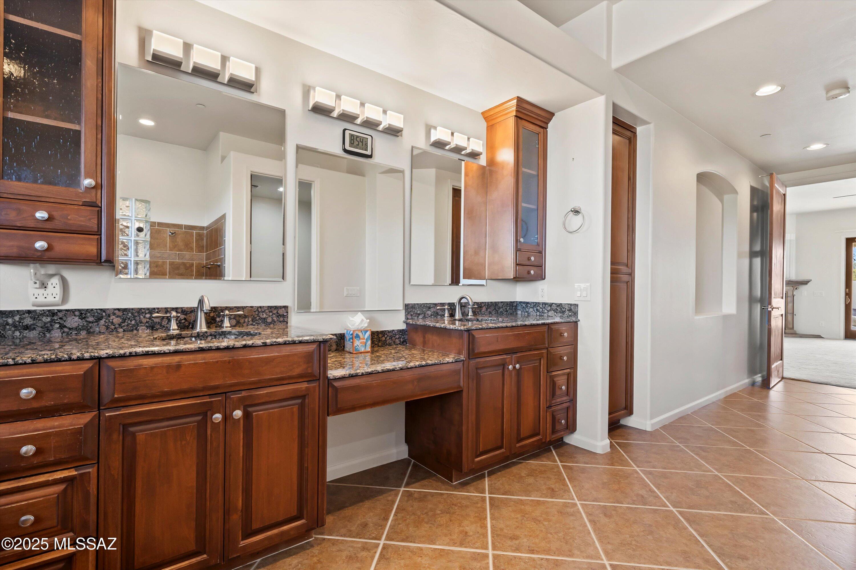 Sycamore Hills Est. (1-82) - Residential