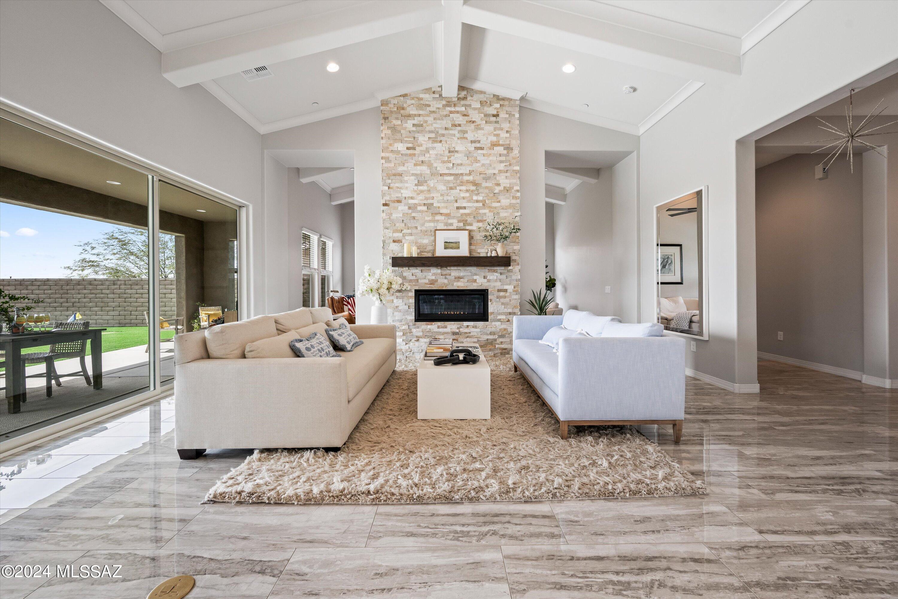 Boulder Bridge Pass II At Dove Mountain SQ20143250154 - Residential