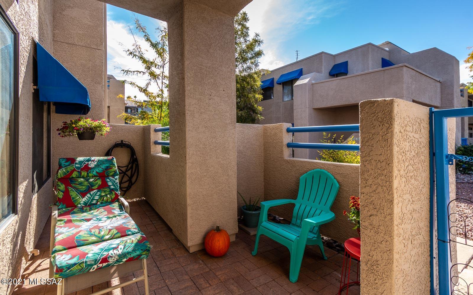 Summertree Condominiums (1-224) - Residential