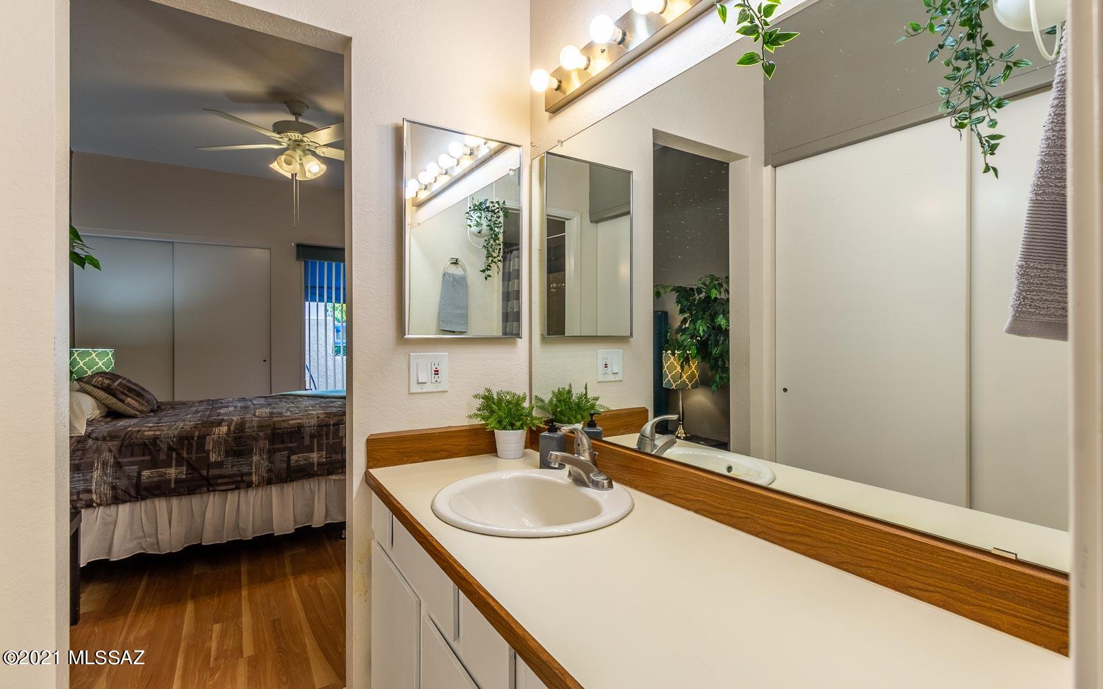 Summertree Condominiums (1-224) - Residential