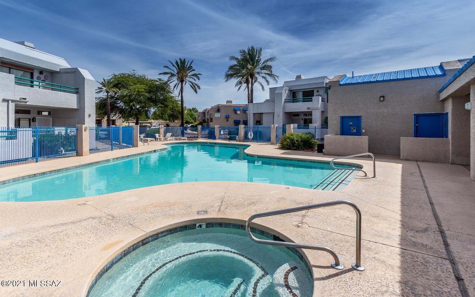 Summertree Condominiums (1-224) - Residential