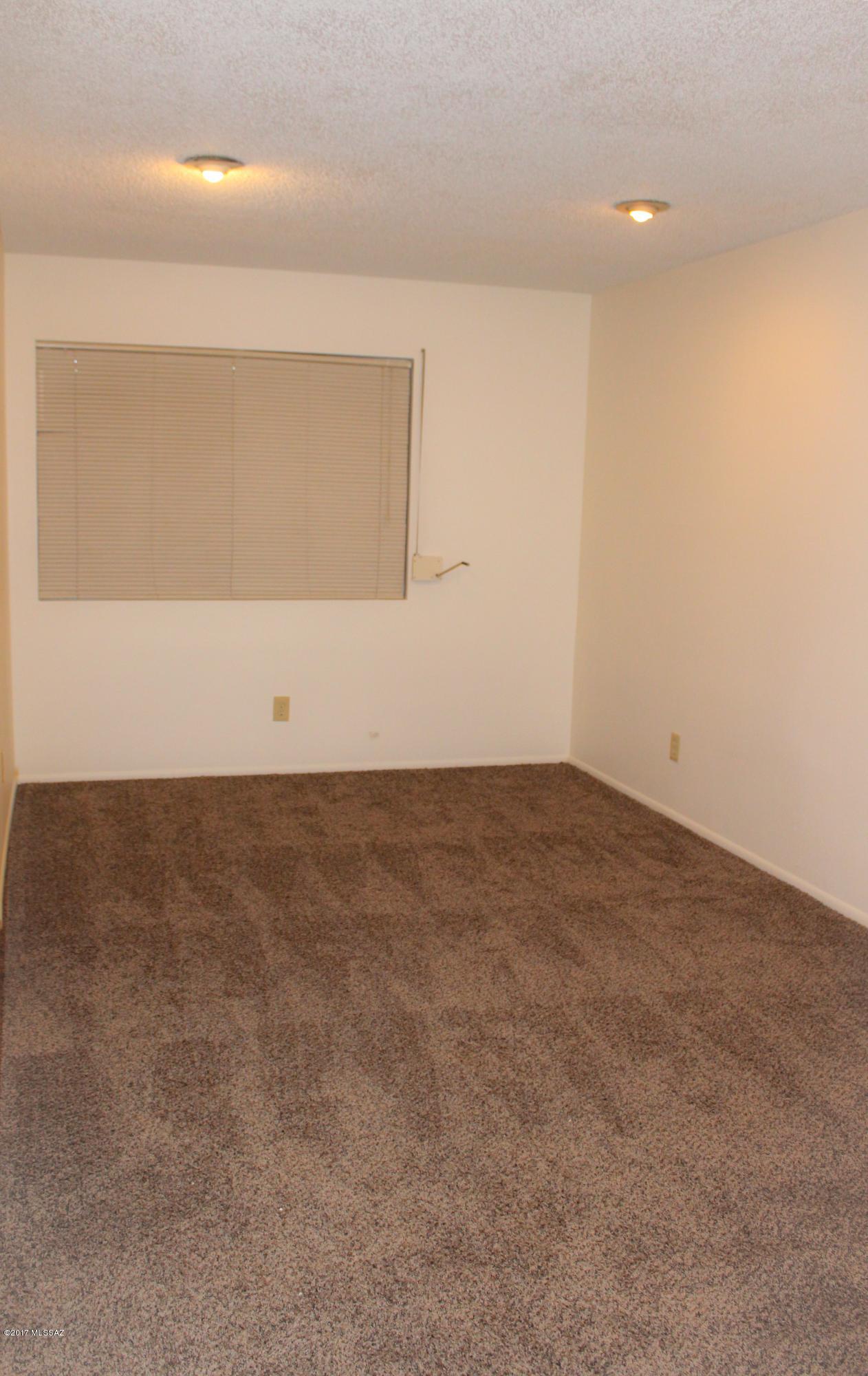 Kino Meadows (1-128) - Residential