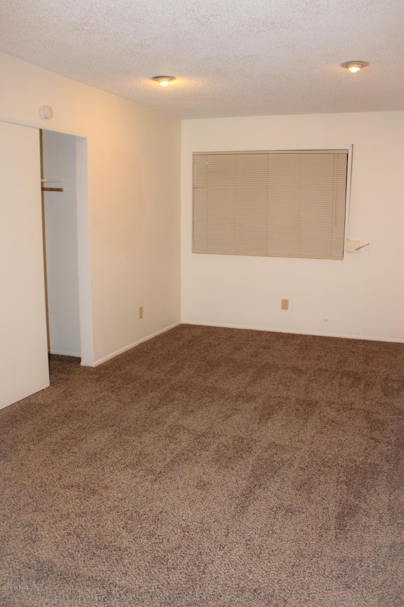Kino Meadows (1-128) - Residential