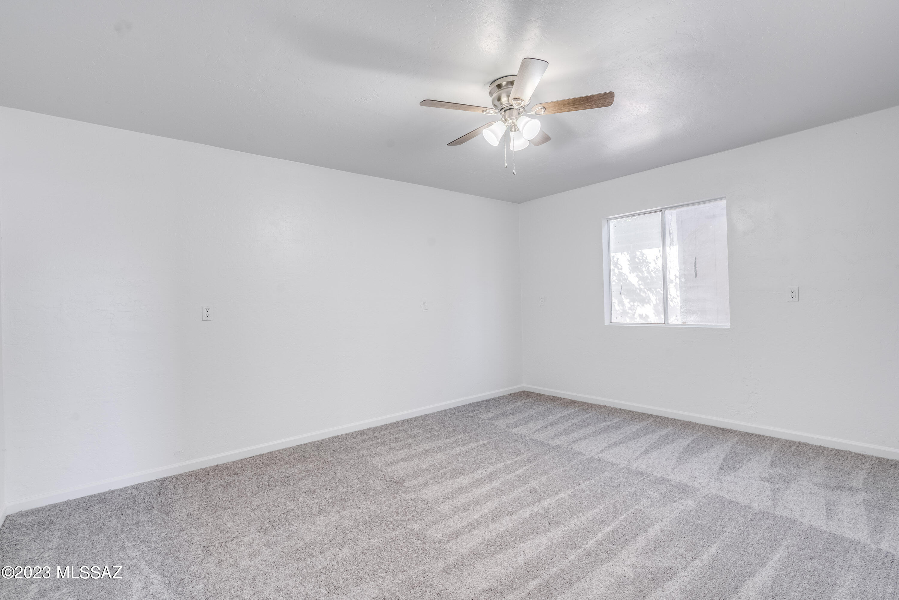 Miracle Mile Manor - Residential