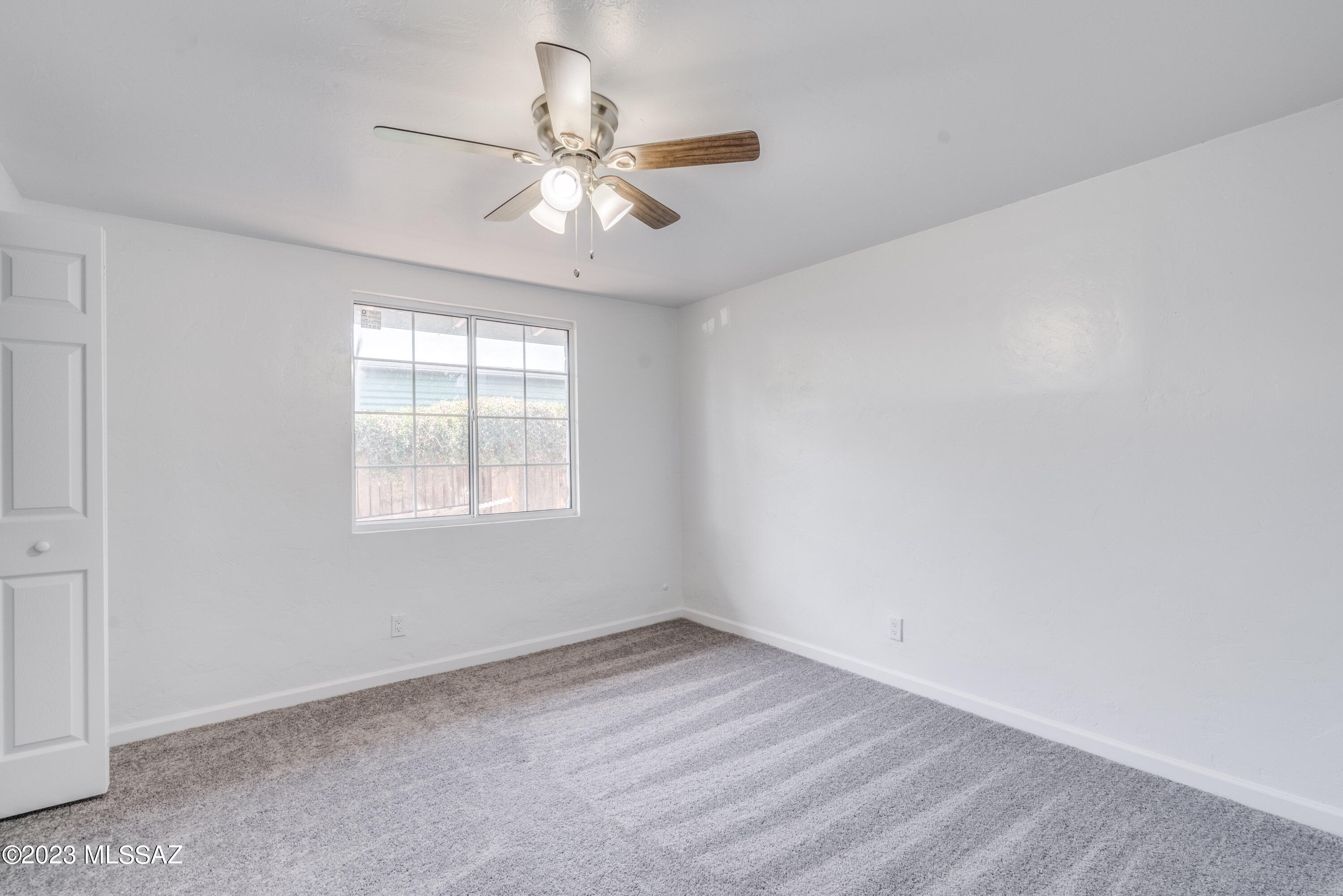 Miracle Mile Manor - Residential