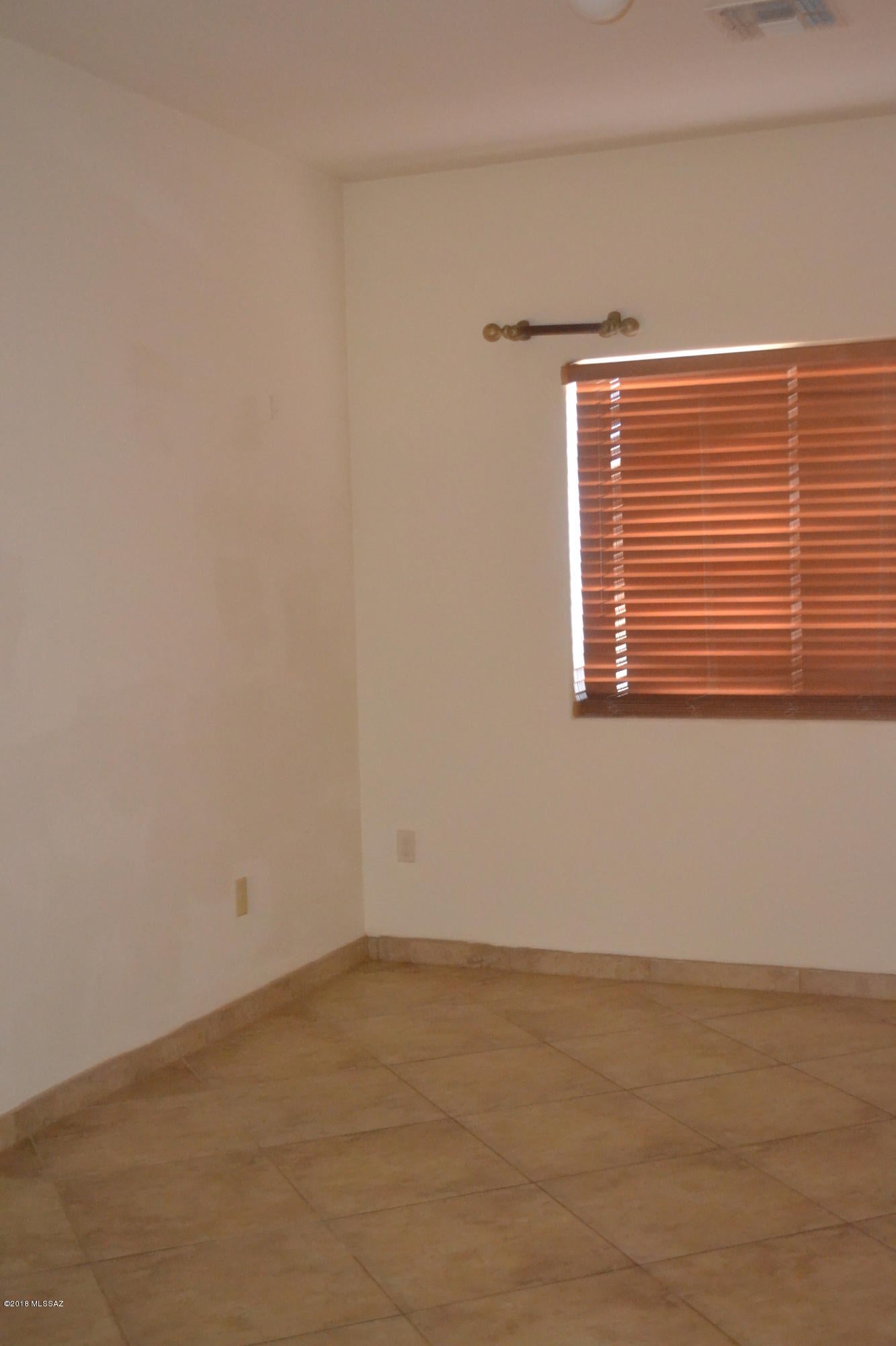 Desert Stone (1-260) - Residential Lease