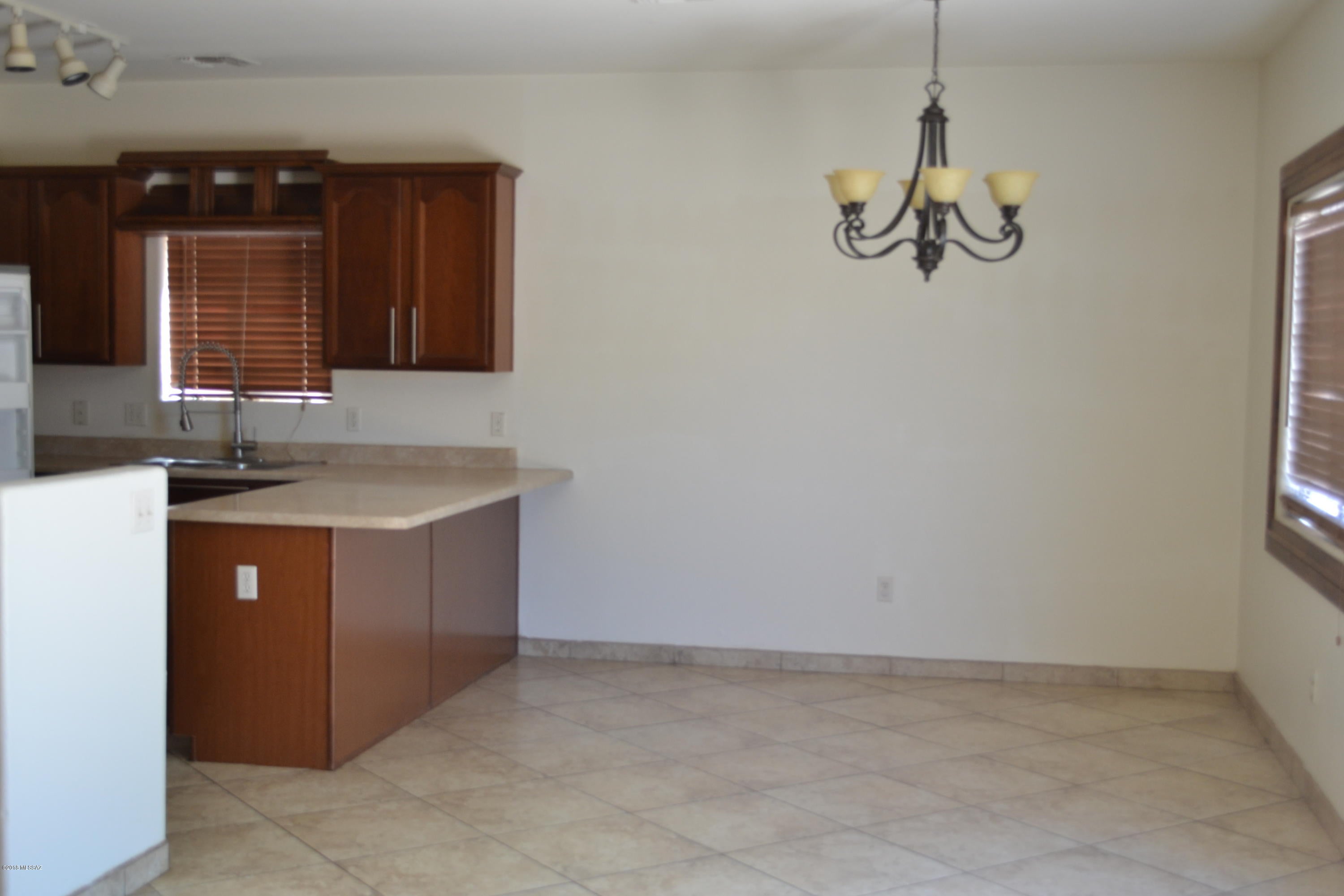 Desert Stone (1-260) - Residential Lease