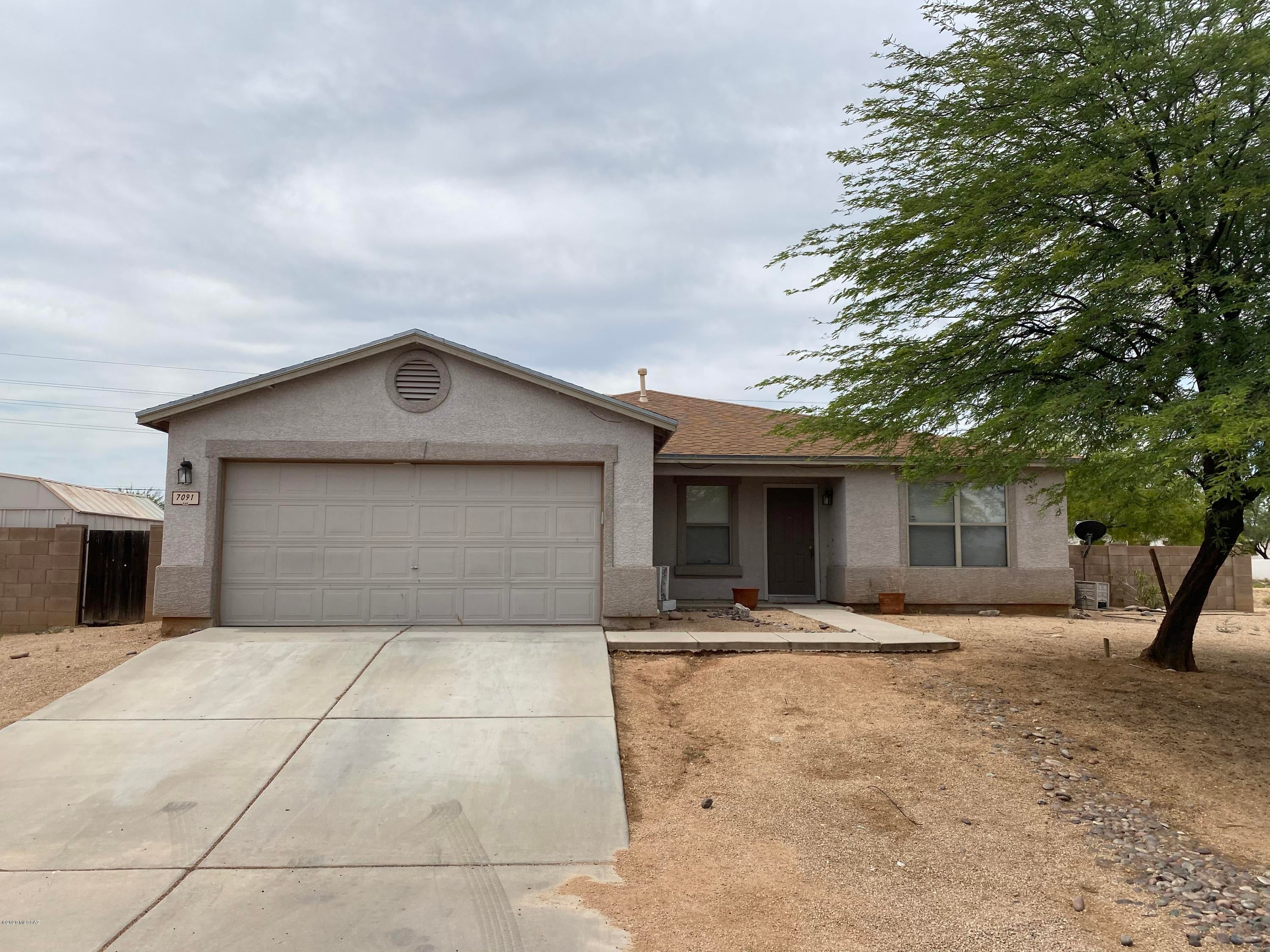 This home was renovated last year with new tile flooring in main living areas of the house and new carpets in the bedrooms. The property does not have a fenced backyard.
