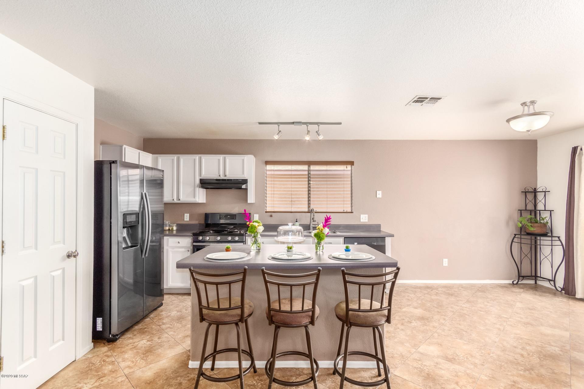 Oakview at Midvale Park (75-242) - Residential