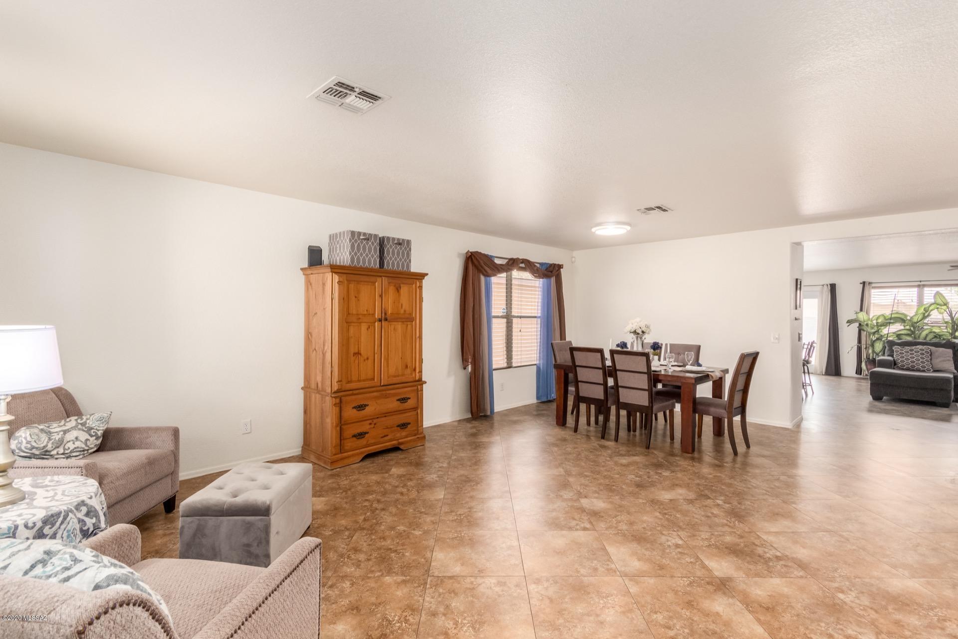 Oakview at Midvale Park (75-242) - Residential