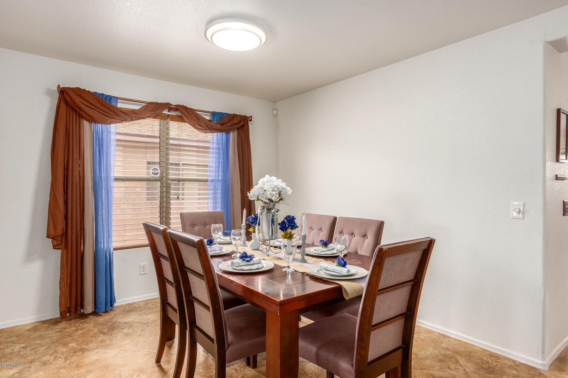 Oakview at Midvale Park (75-242) - Residential
