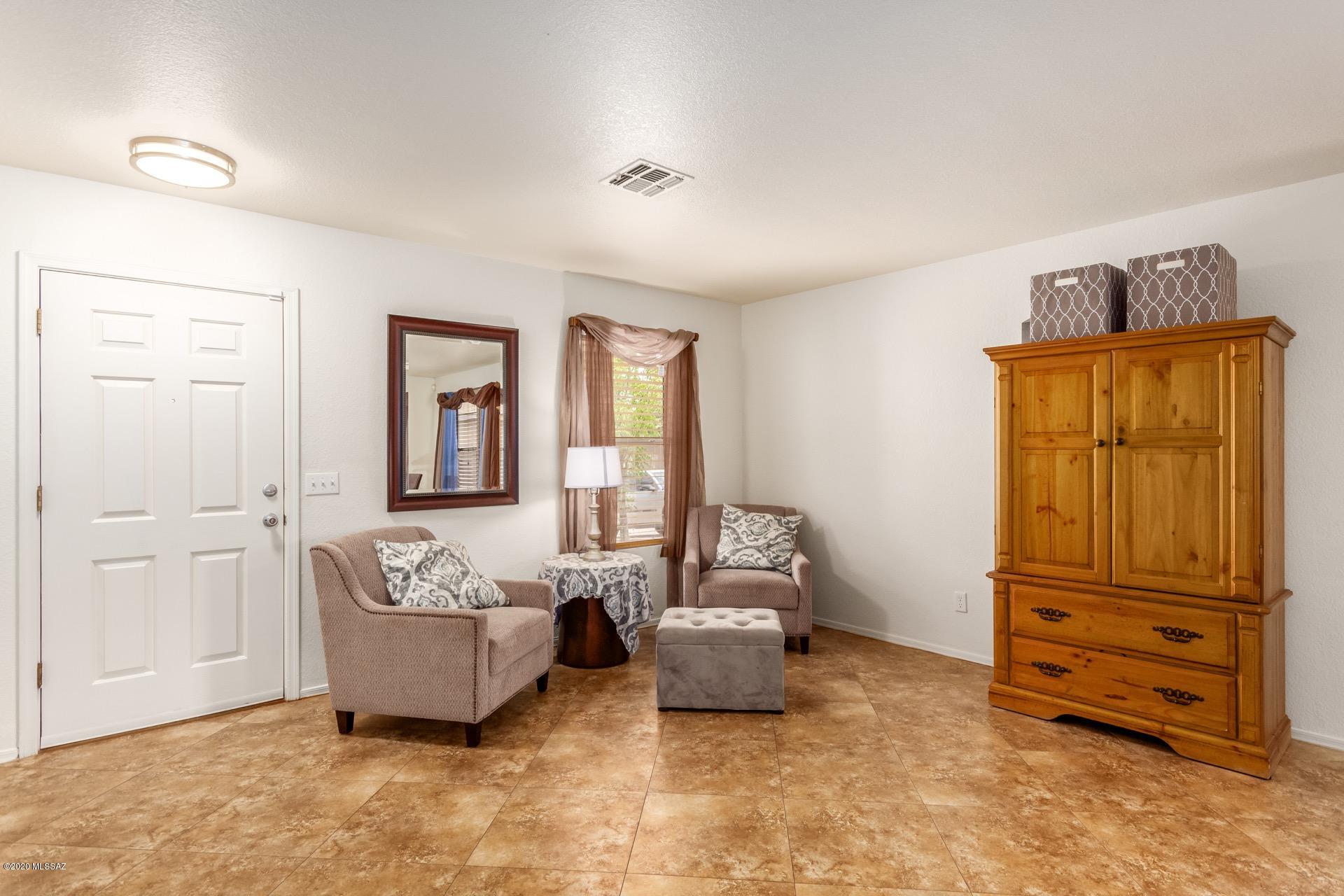 Oakview at Midvale Park (75-242) - Residential