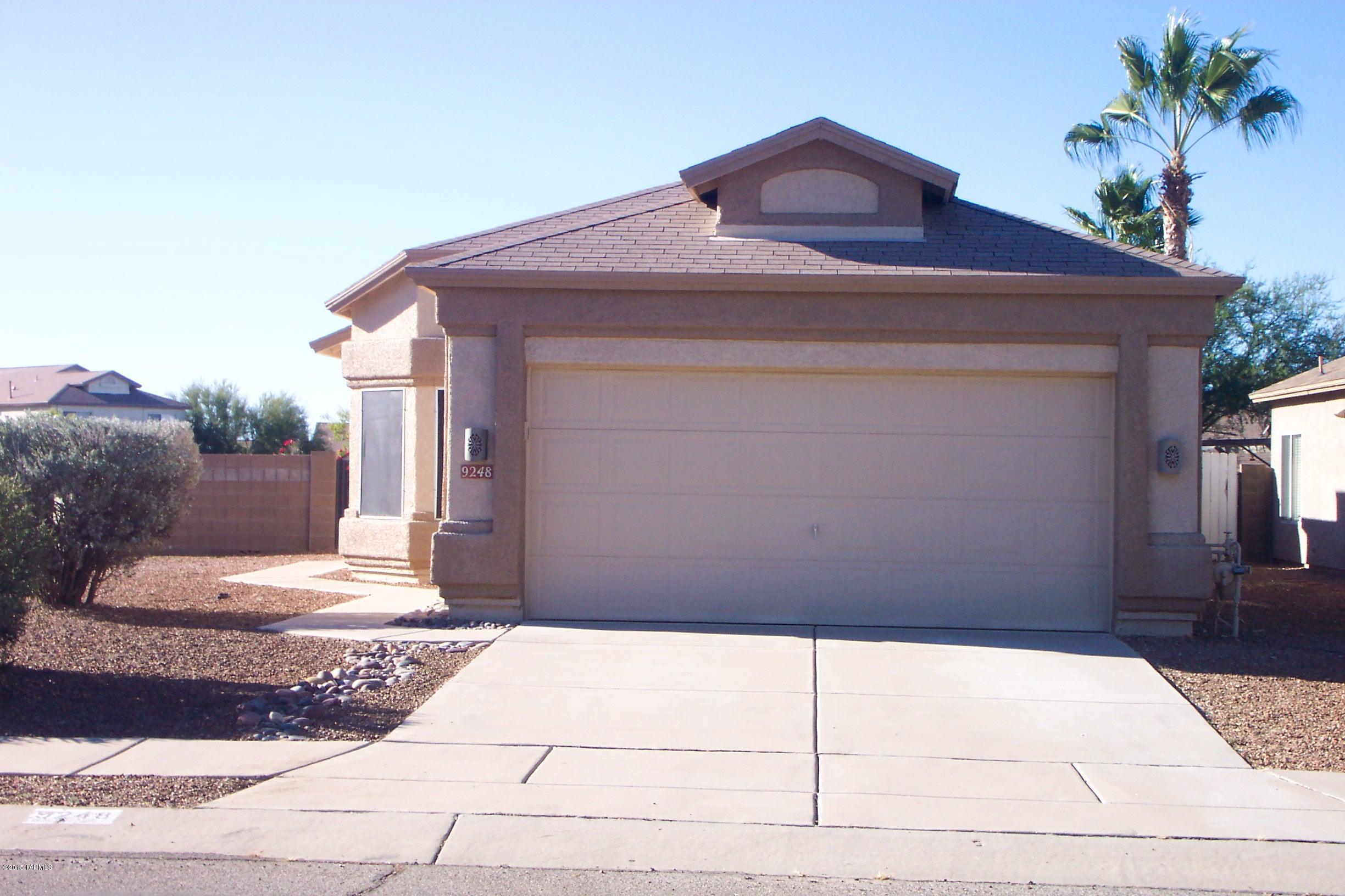 Absolutely gorgeous. 2 Bd/ 2 bath sits on a large corner lot. Large master bedroom with walk in closet. Garden tub and his and hers sinks. Freshly painted, ceramic tiles everywhere. ceiling fans, covered patio, two car garage and much more . A must see...owner/Agent