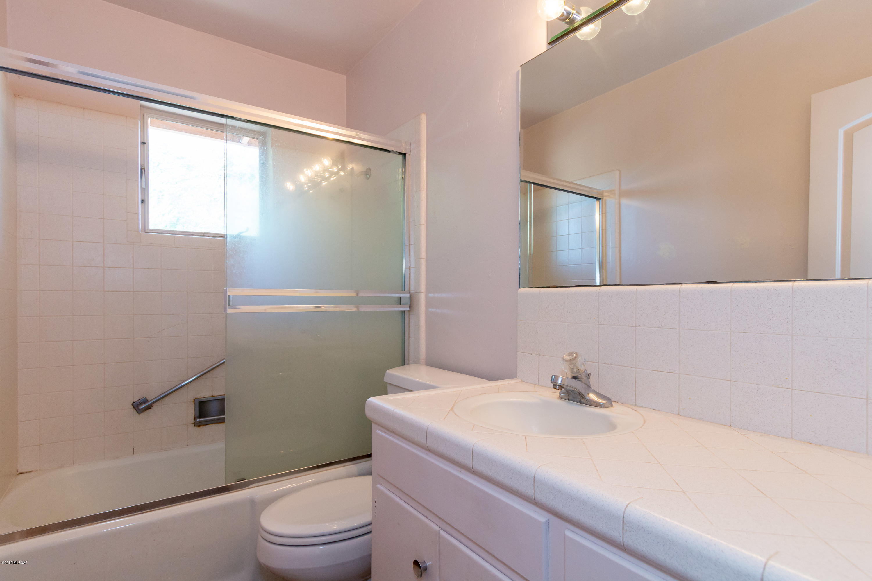 Los Arboles (1-20) - Residential