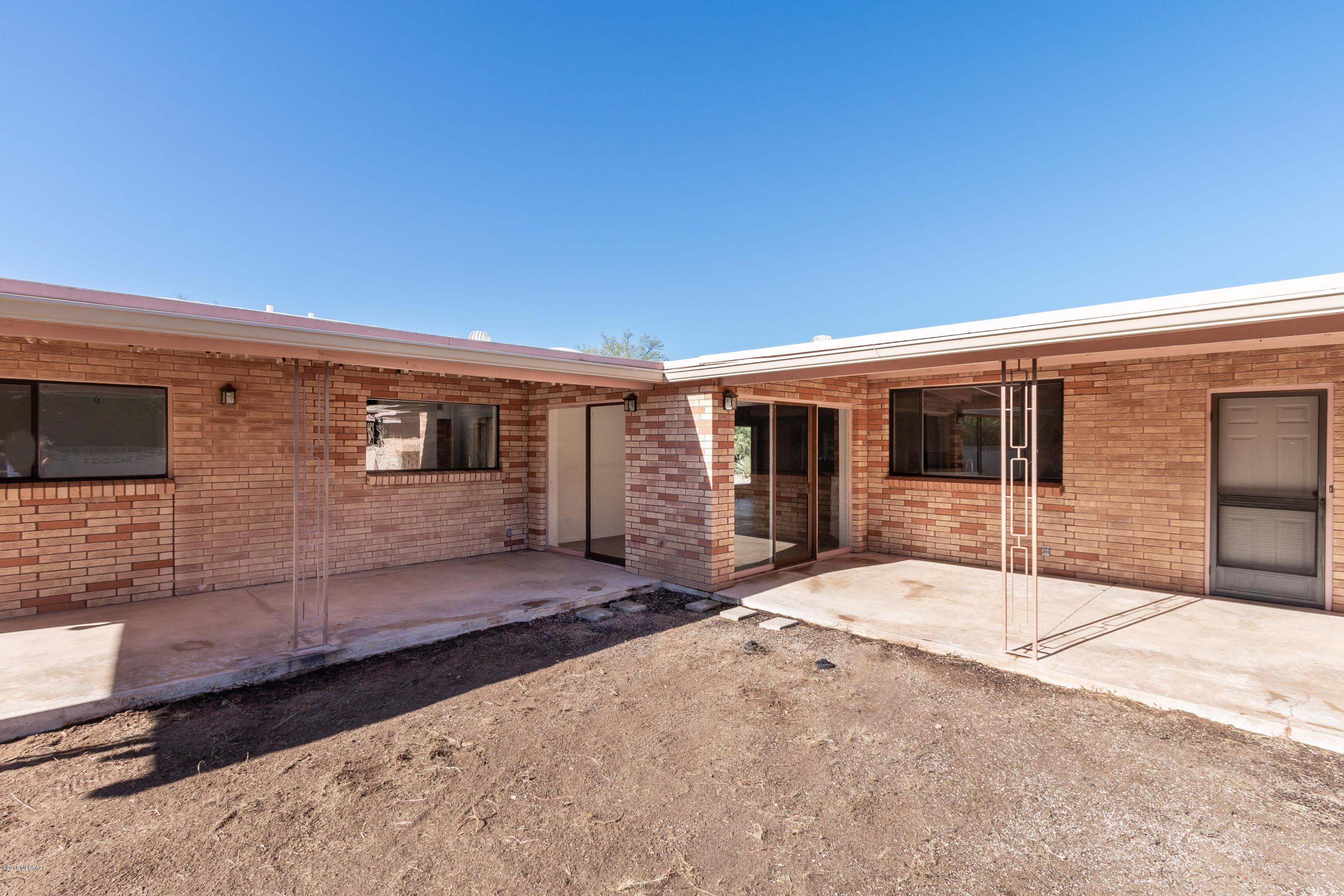 Los Arboles (1-20) - Residential