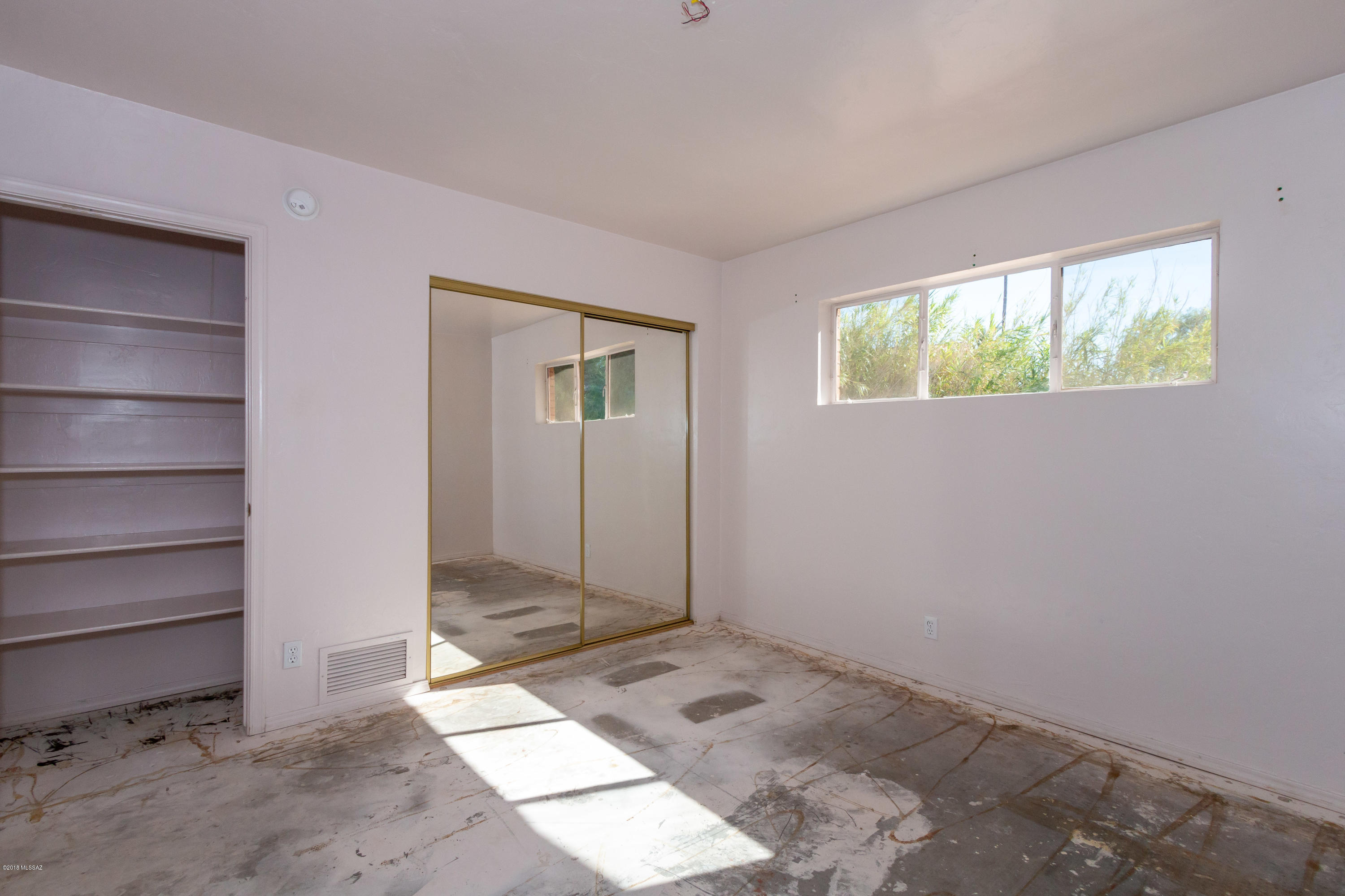 Los Arboles (1-20) - Residential