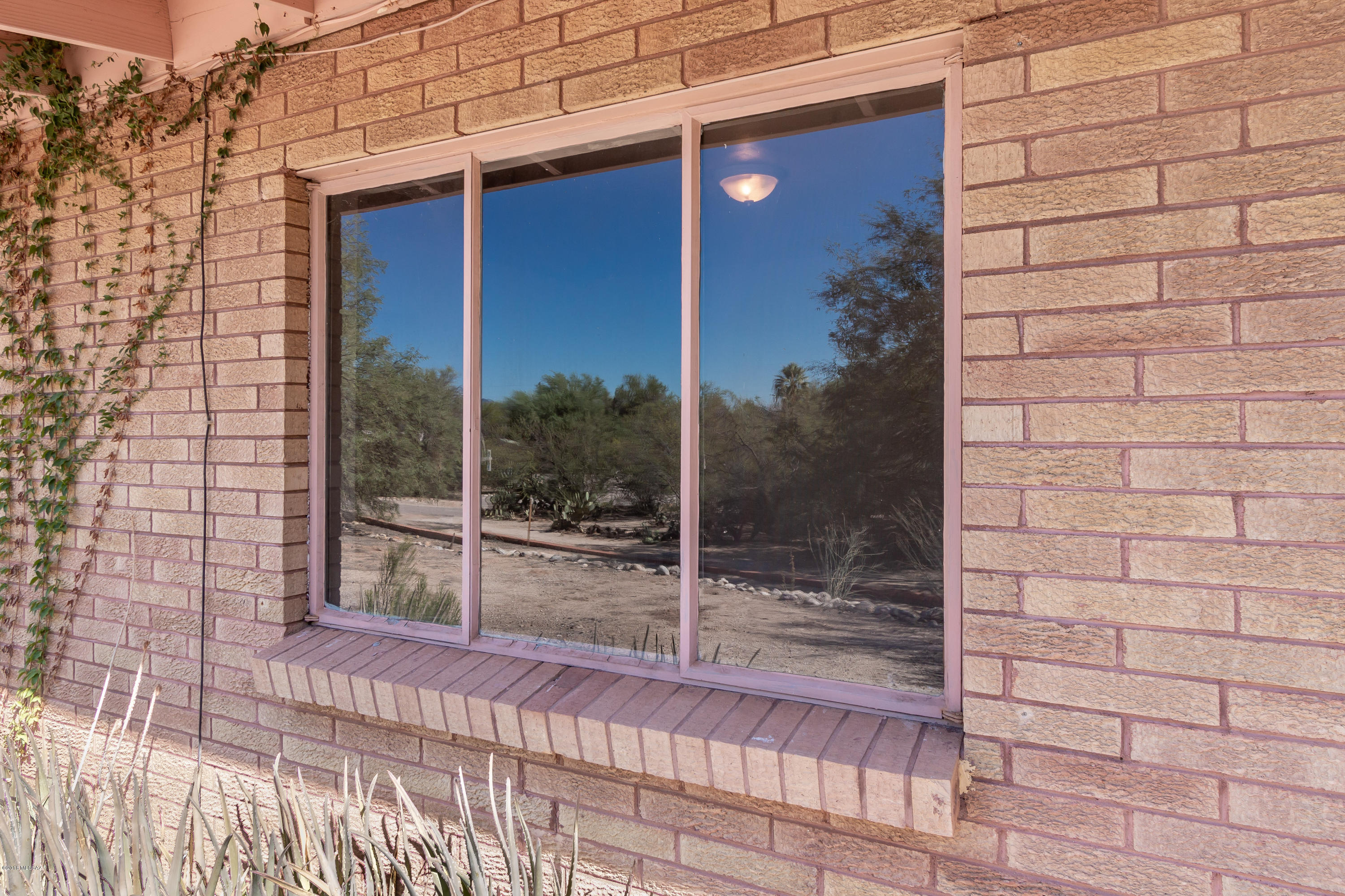 Los Arboles (1-20) - Residential