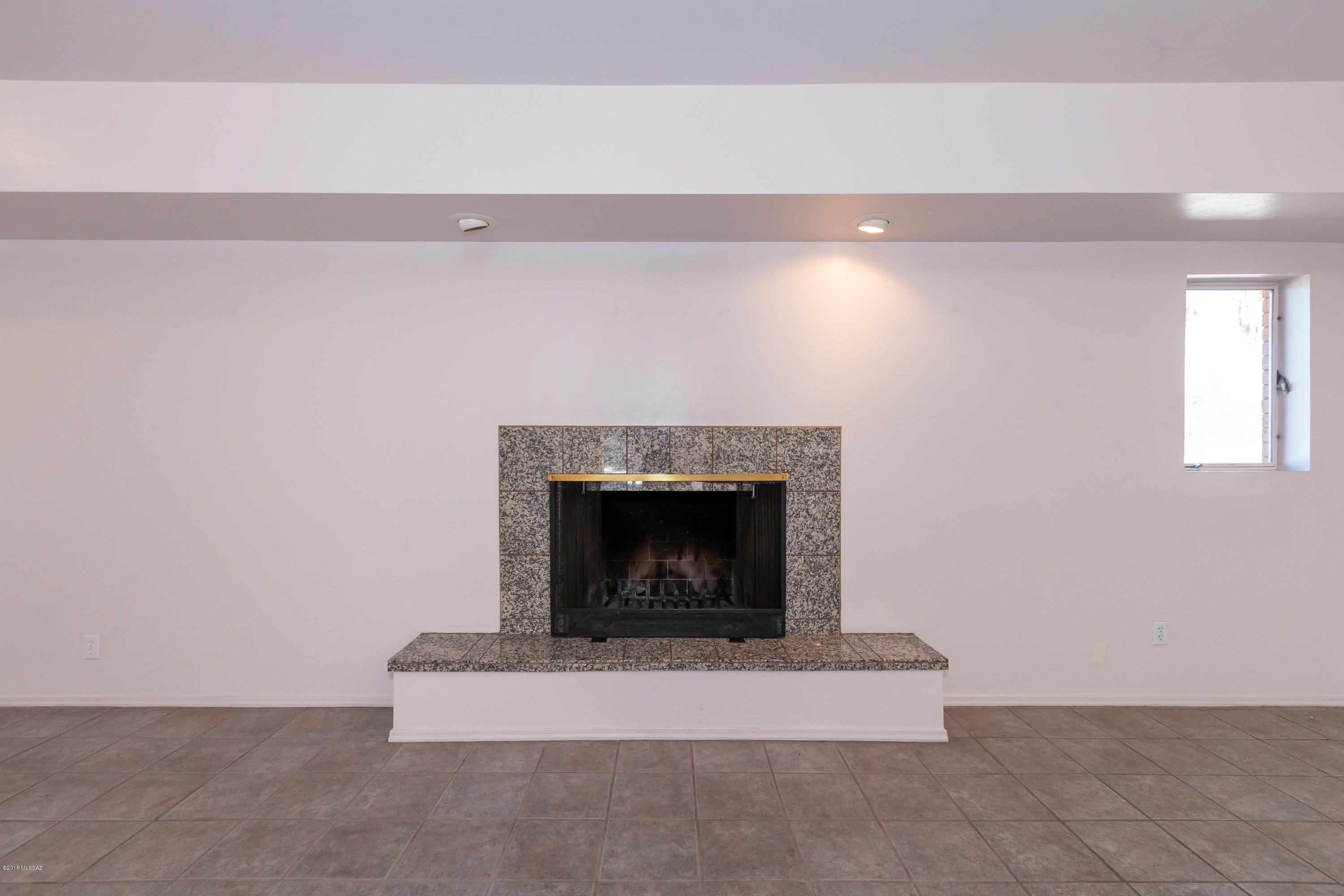 Los Arboles (1-20) - Residential