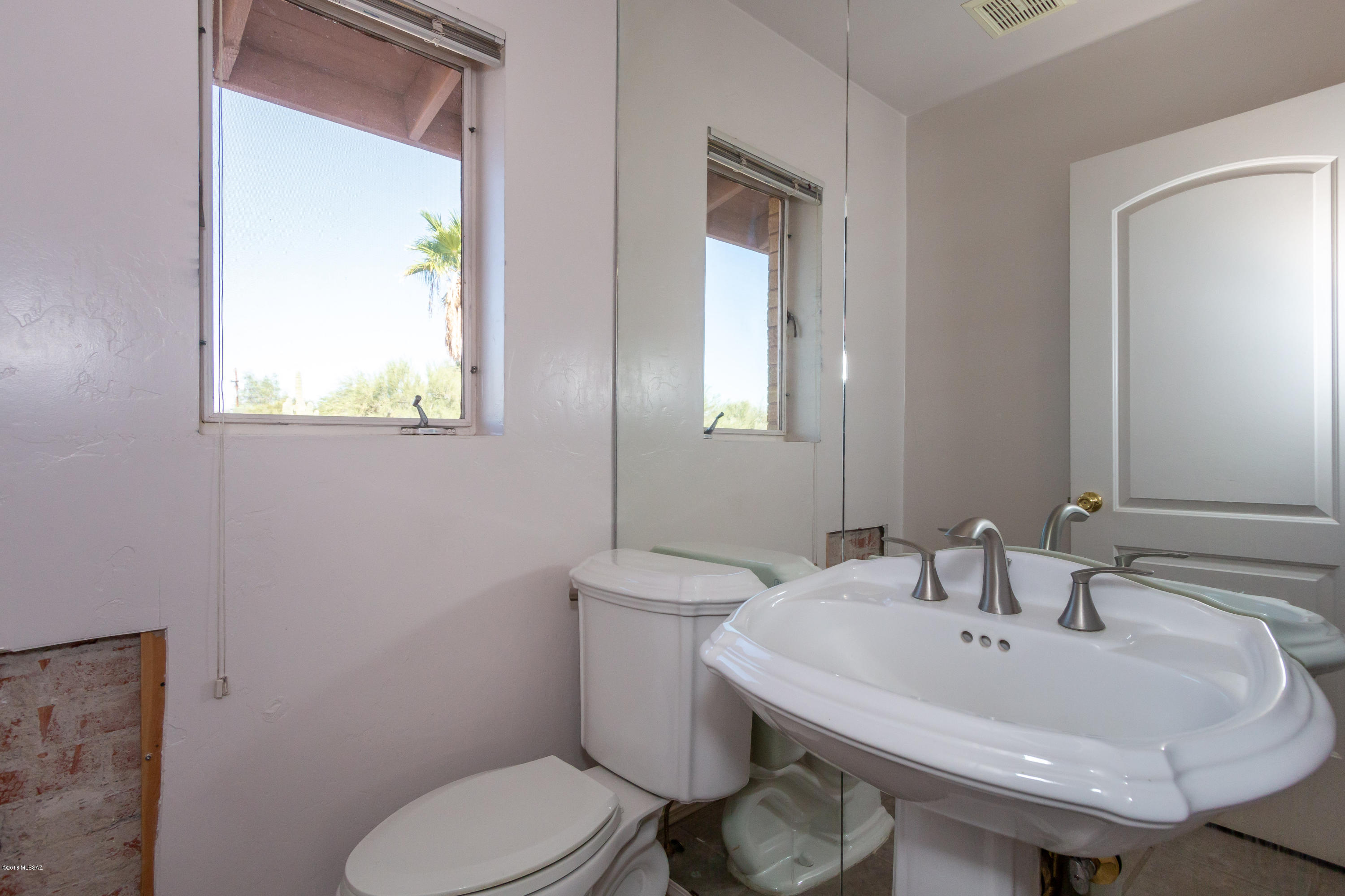 Los Arboles (1-20) - Residential