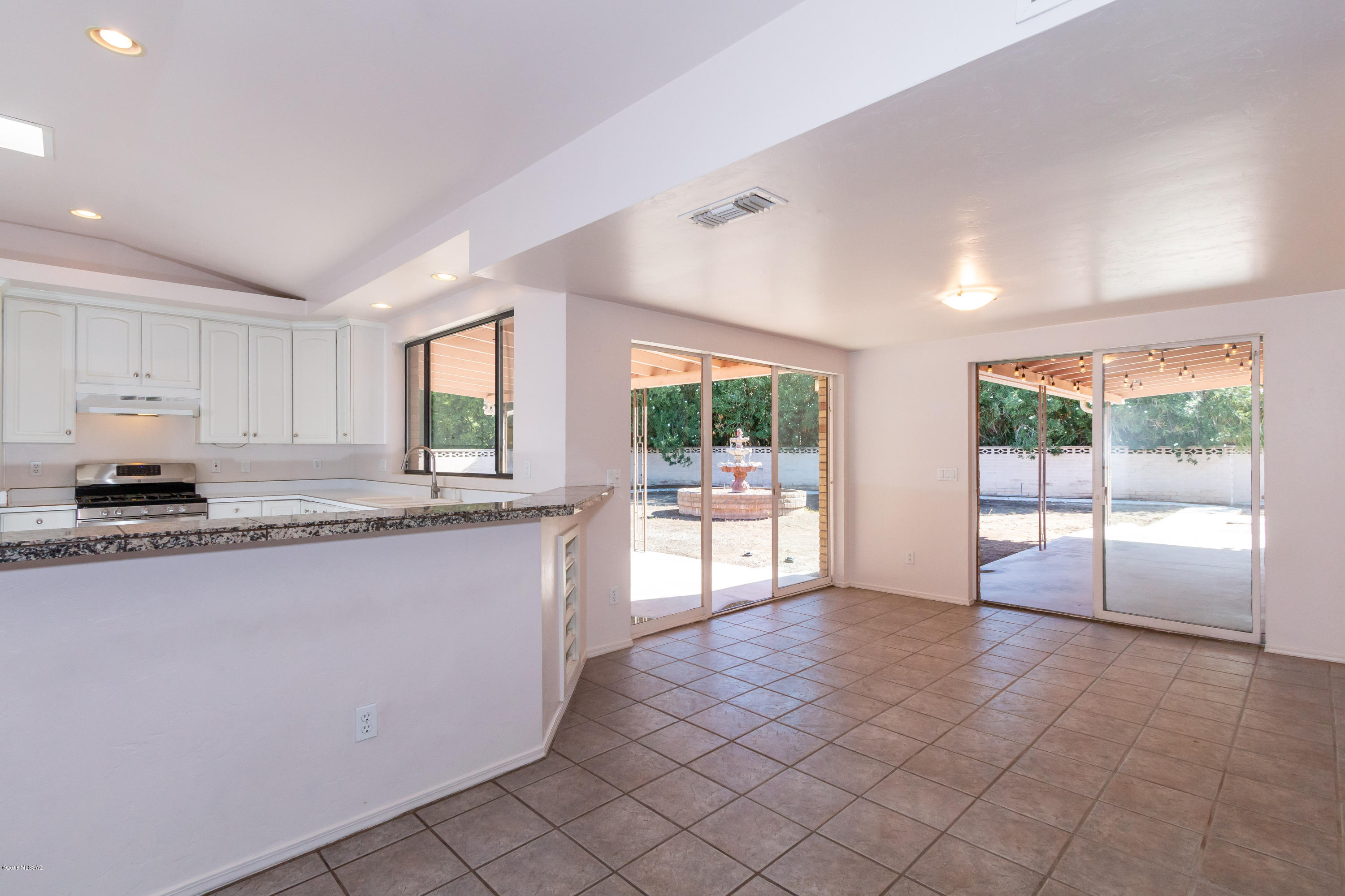 Los Arboles (1-20) - Residential